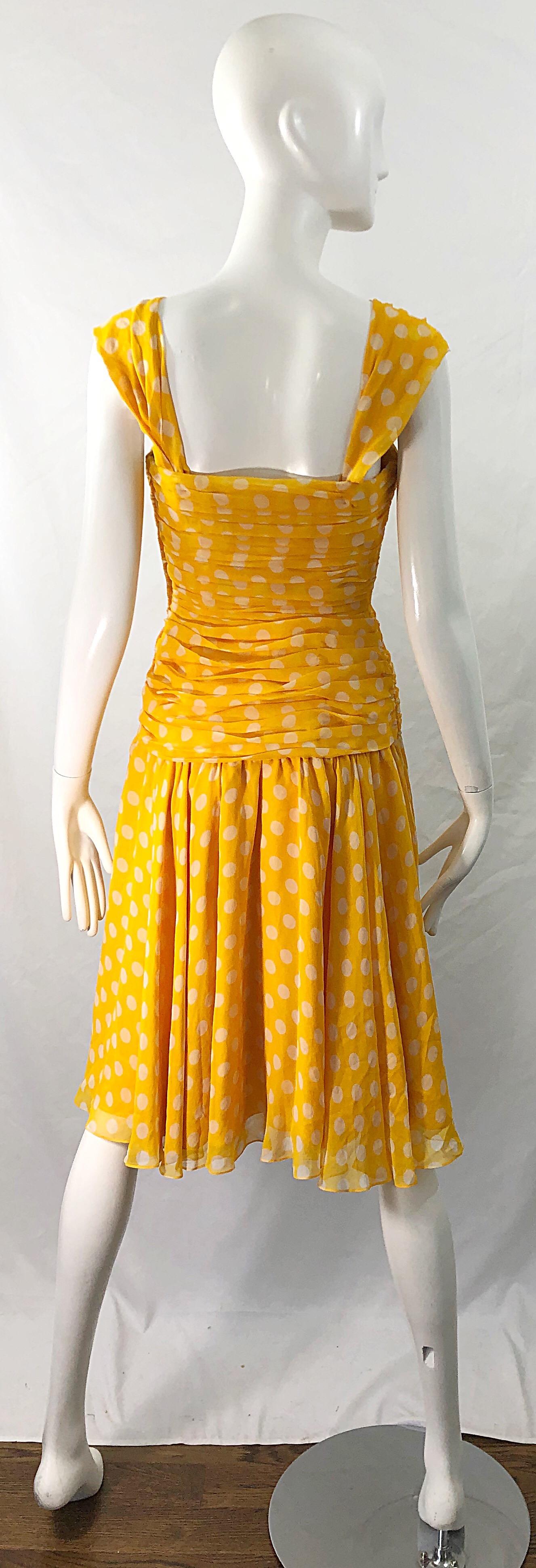 Adele Simpson 1980s Size 4 Yellow White Silk Chiffon Polka Dot Vintage 80s Dress For Sale 5