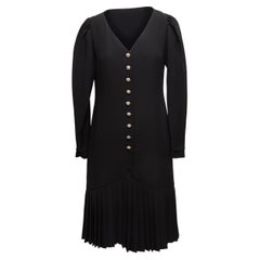 Schwarzes langärmeliges Kleid mit Knopfleiste von Adele Simpson