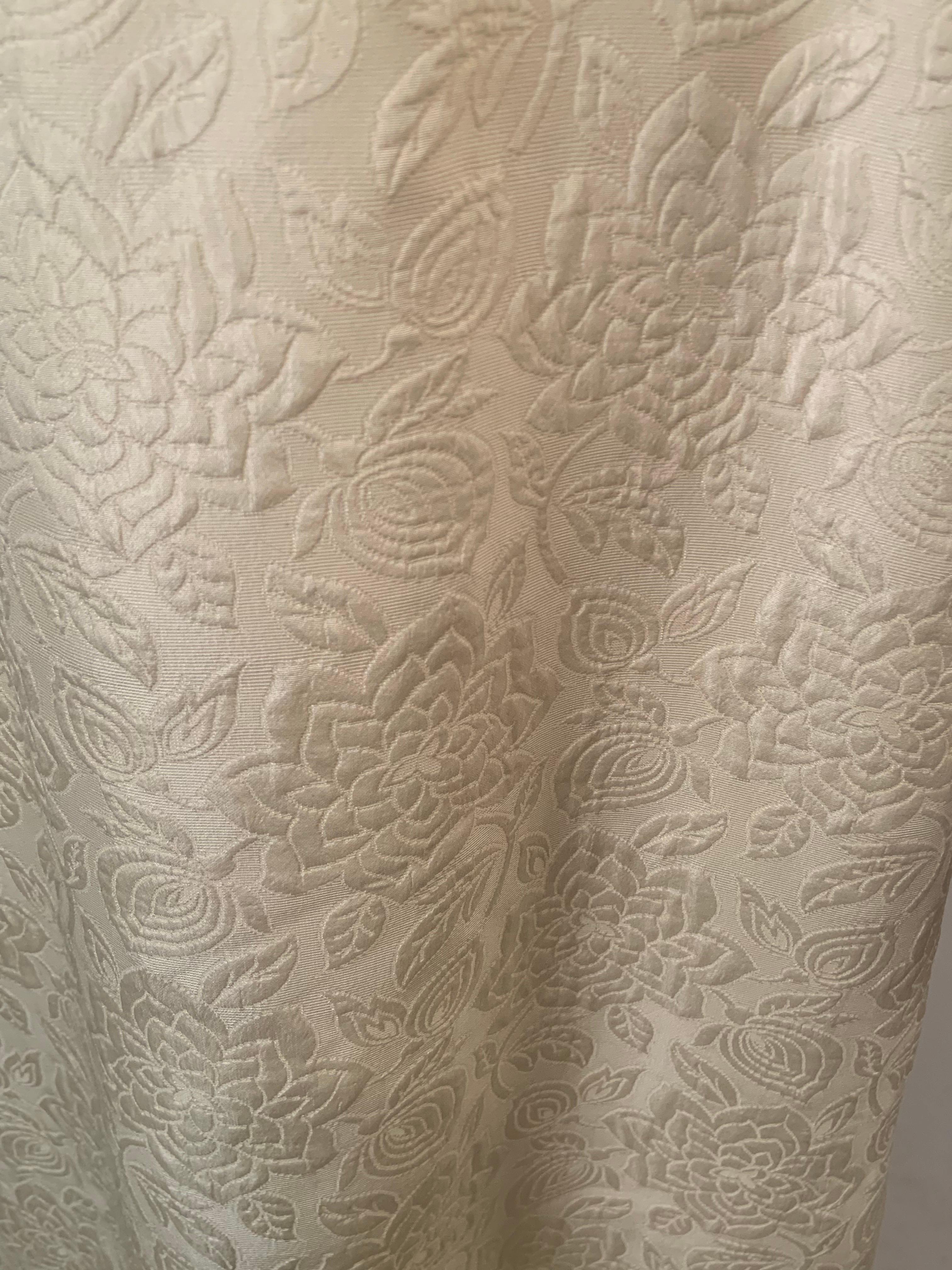 Adele Simpson Cremefarbenes Kleid und Jacke aus geblümter Matelasse aus Seide For Saks Fifth Avenue im Angebot 3