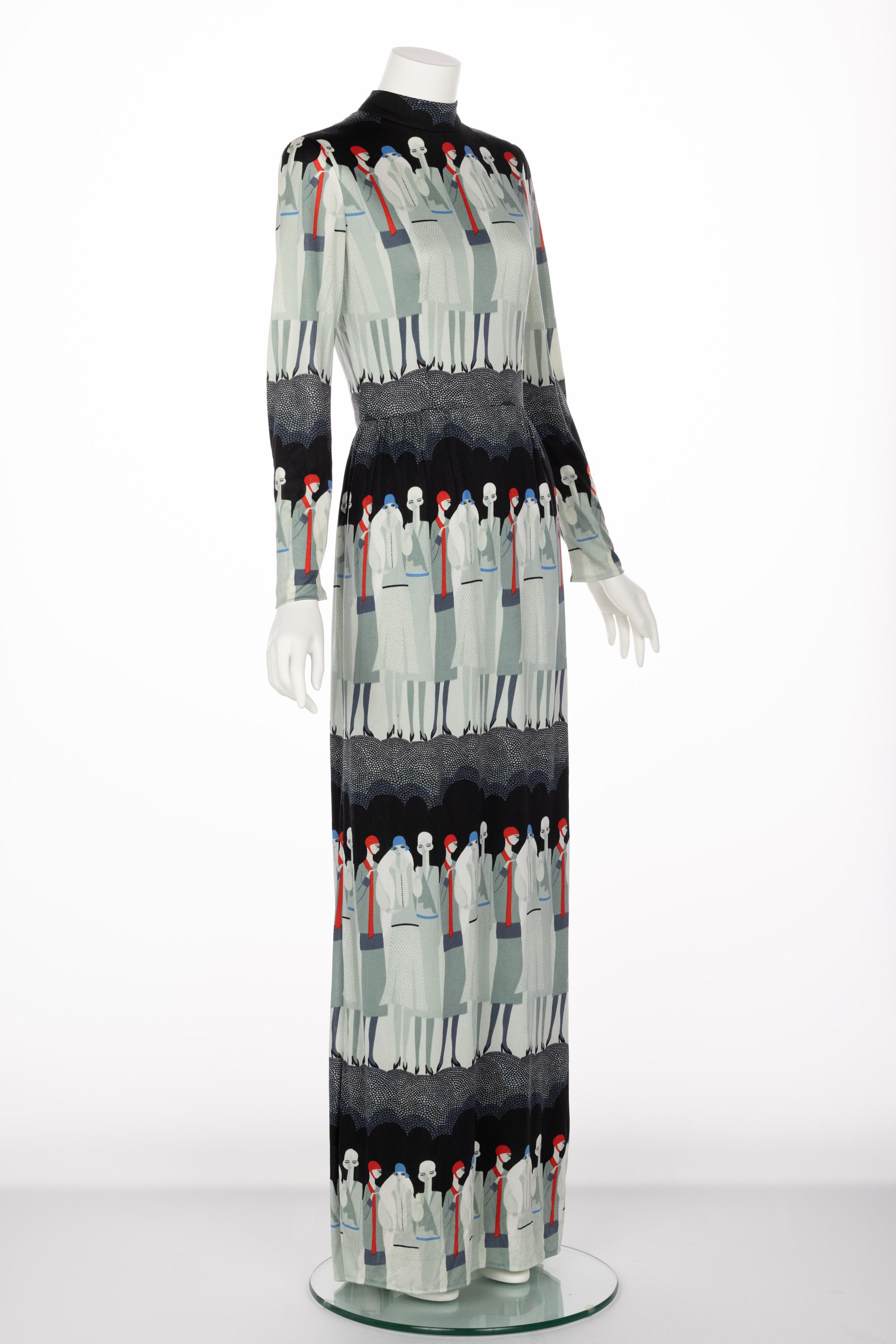 One of the pioneers of American ready-to-wear, Adele Simpson was sought after for her young, fresh, pretty dresses that were easy for women to wear. Featuring a rare flapper lady print made during the Seventies, this eye-catching gown beautifully