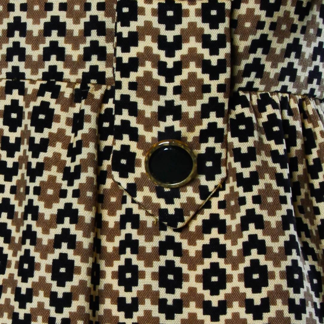 Adele Simpson Vintage 1960s Geometric Wool Dress + Scarf Set 2-Piece Ensemble In Excellent Condition For Sale In Sparks, NV
