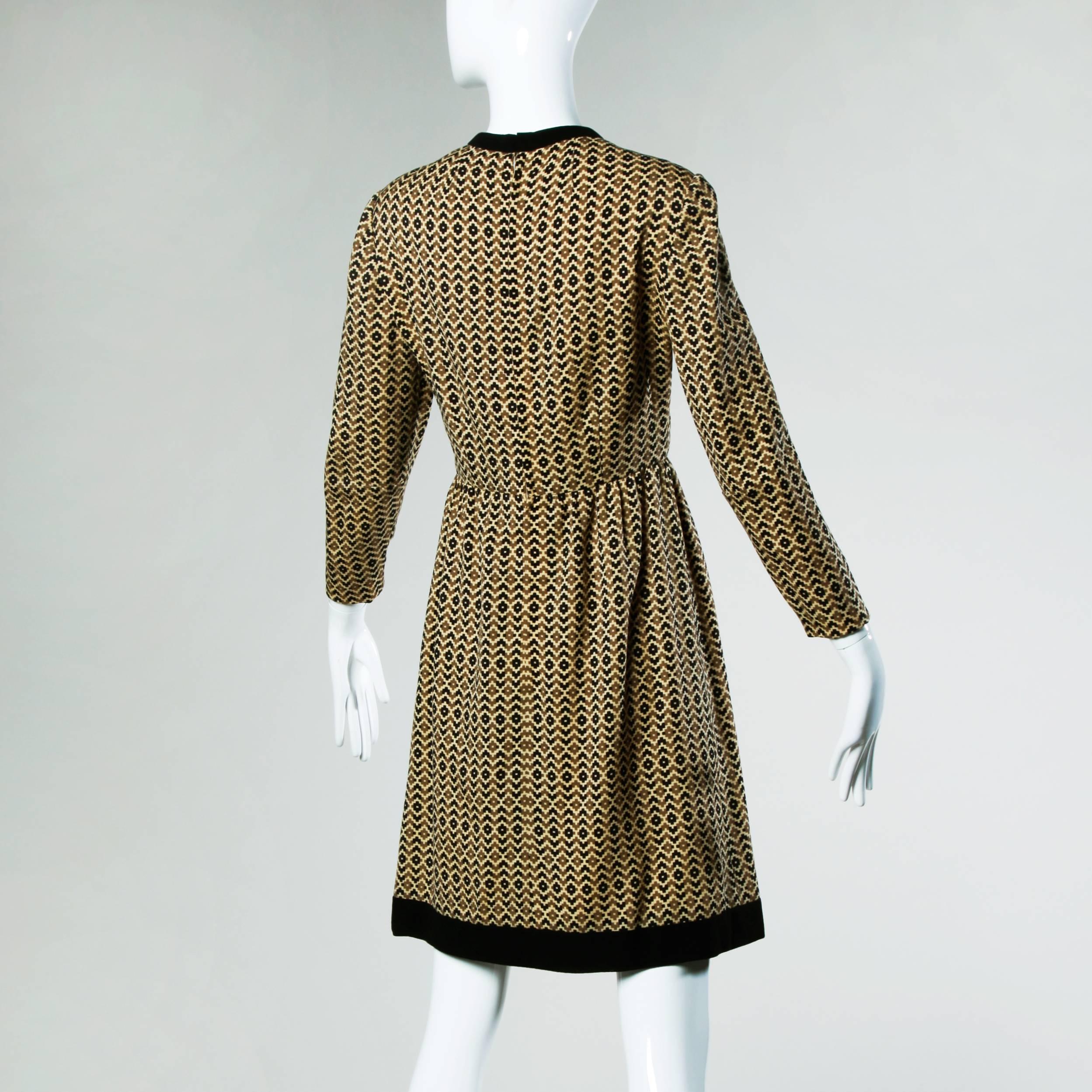 Adele Simpson Vintage 1960s Geometric Wool Dress + Scarf Set 2-Piece Ensemble For Sale 2