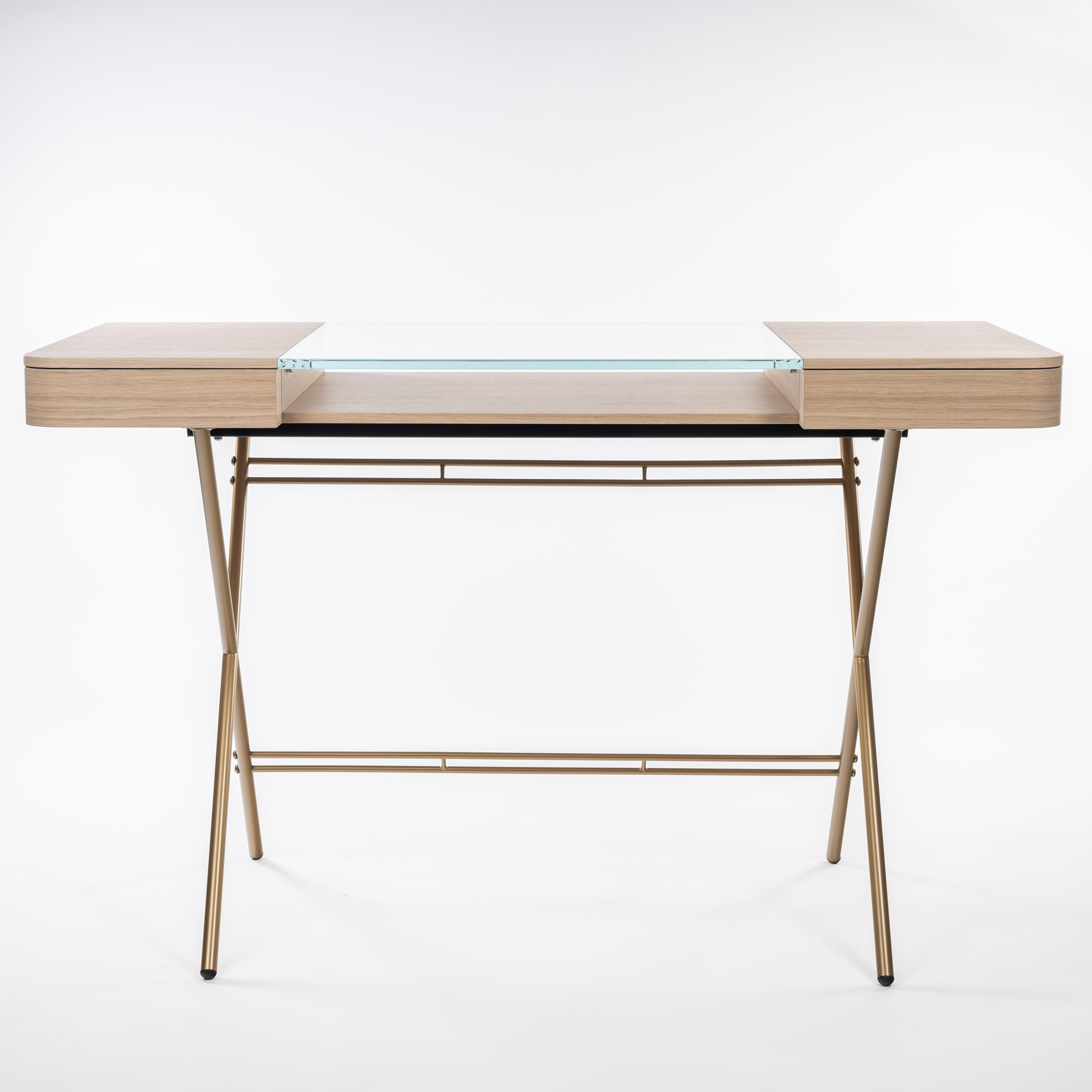 Modern Adentro Cosimo Desk design Marco Zanuso jr  Natural oak, glass & golden base.  For Sale