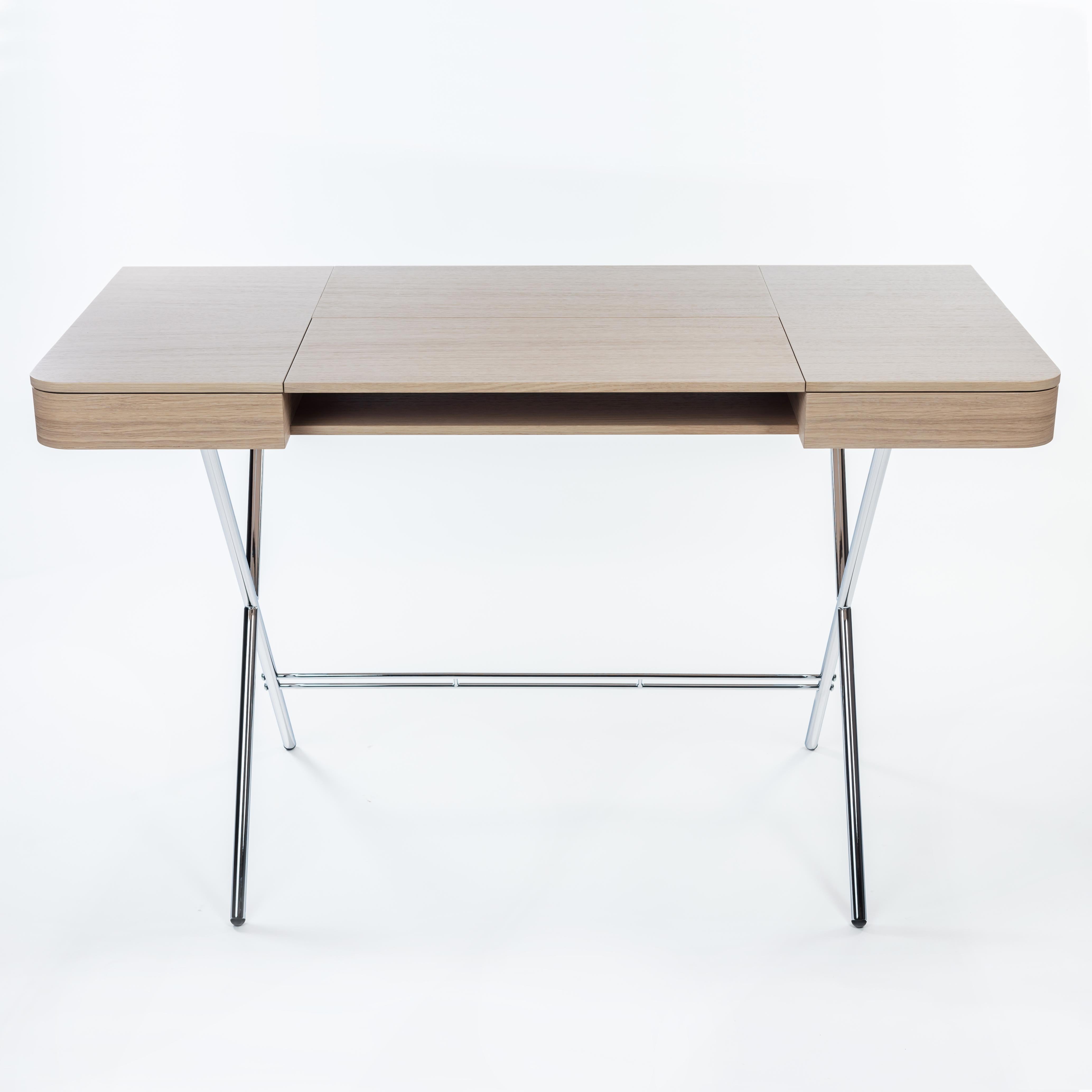 Modern Adentro Cosimo Desk design Marco Zanuso jr Natural oak veneer & chrome base.  For Sale