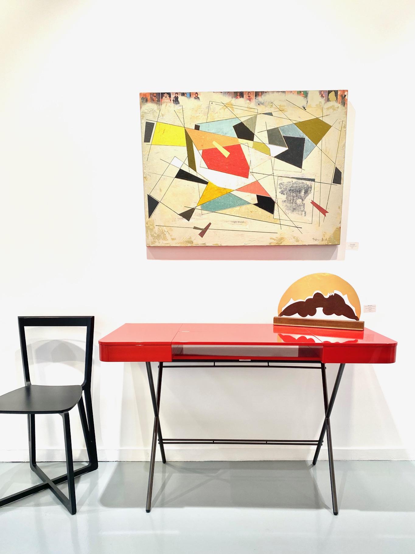 Adentro Cosimo Desk design Marco Zanuso jr Red glossy top & bronze base.  For Sale 5