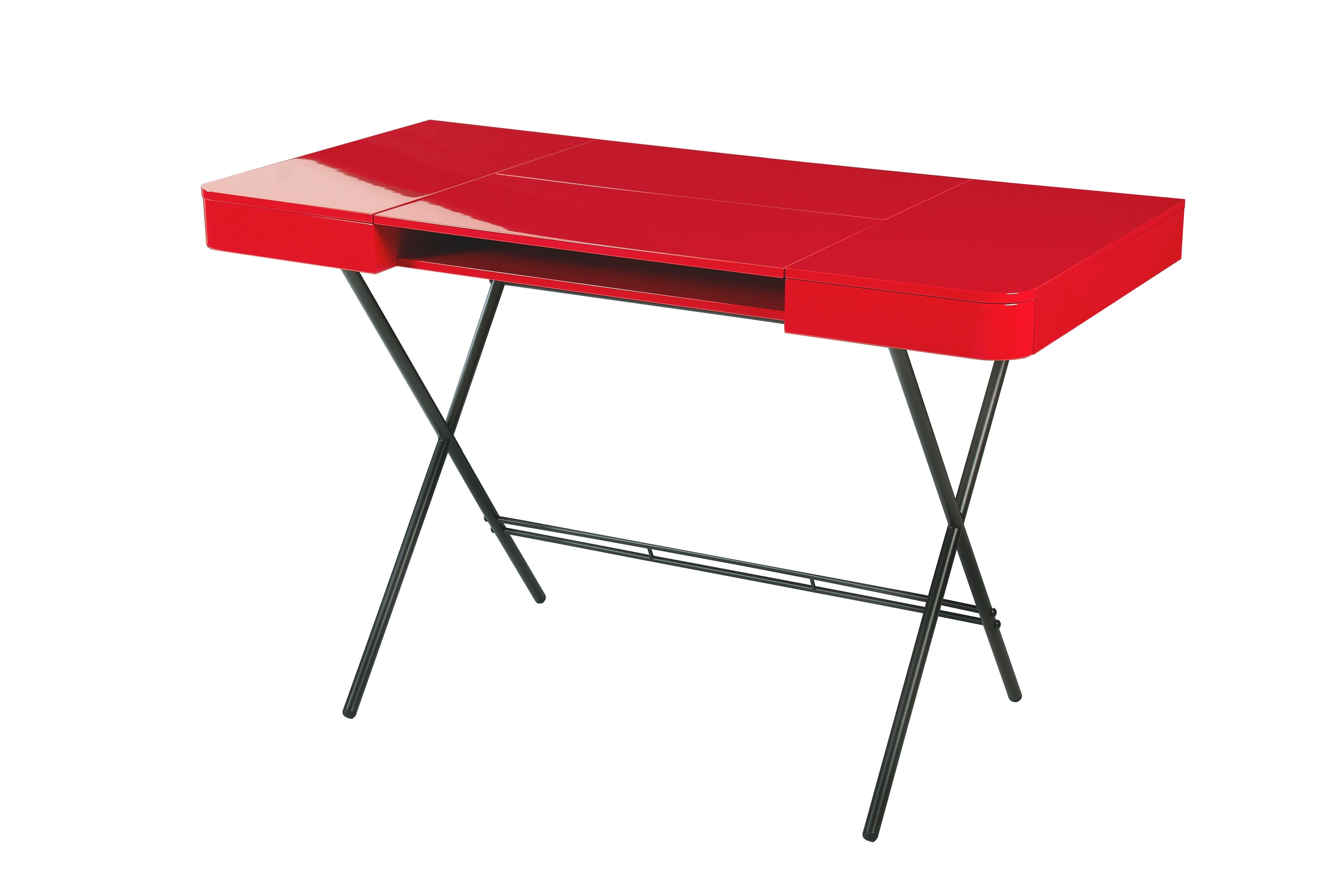 Adentro Cosimo Desk design Marco Zanuso jr Red glossy top & bronze base.  In New Condition For Sale In PARIS, FR