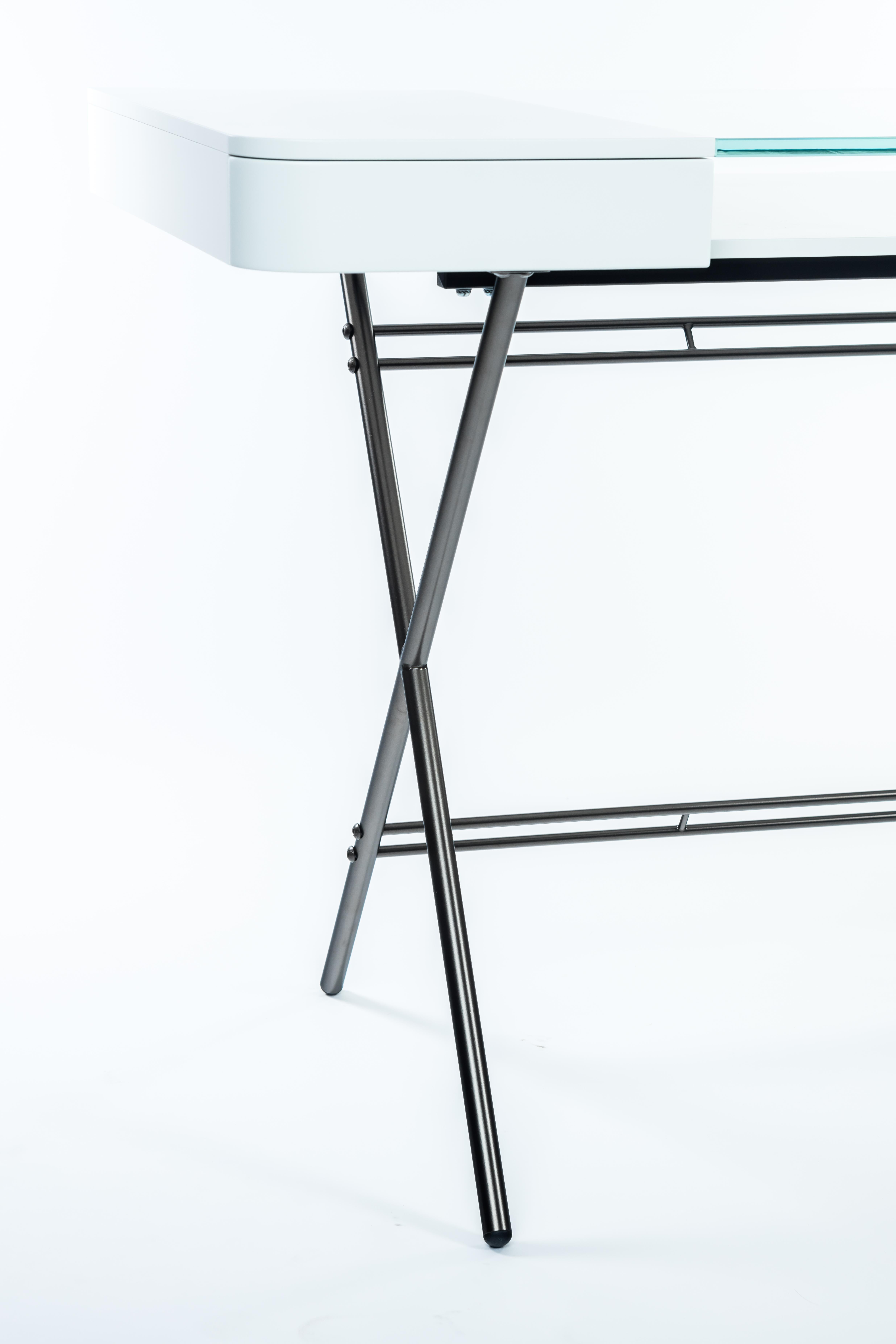 Lacquered Adentro Cosimo Desk design Marco Zanuso jr  white, glass top & bronze base.  For Sale