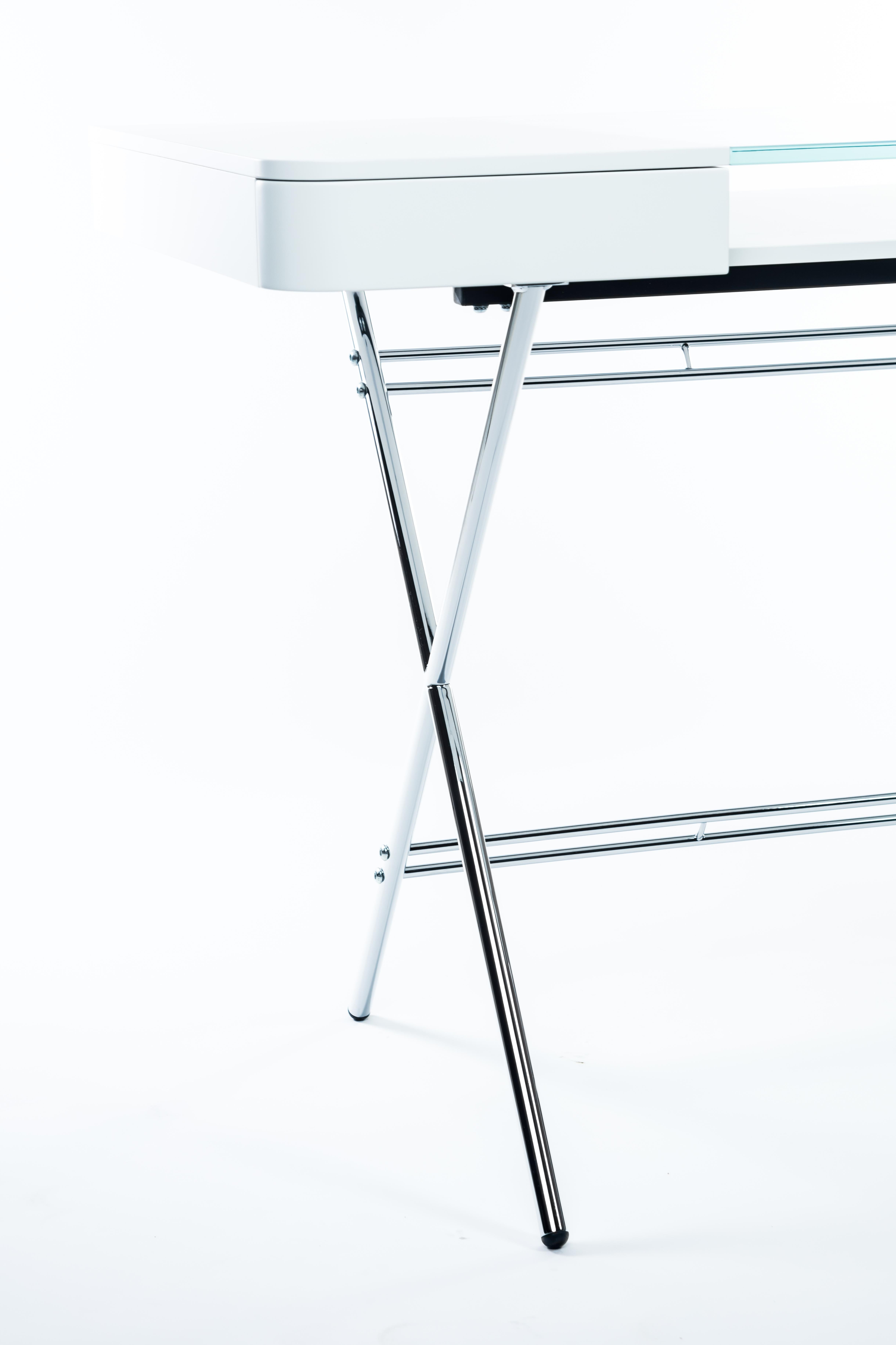 Metal Adentro Cosimo Desk design Marco Zanuso jr  white, glass top & chrome base.  For Sale