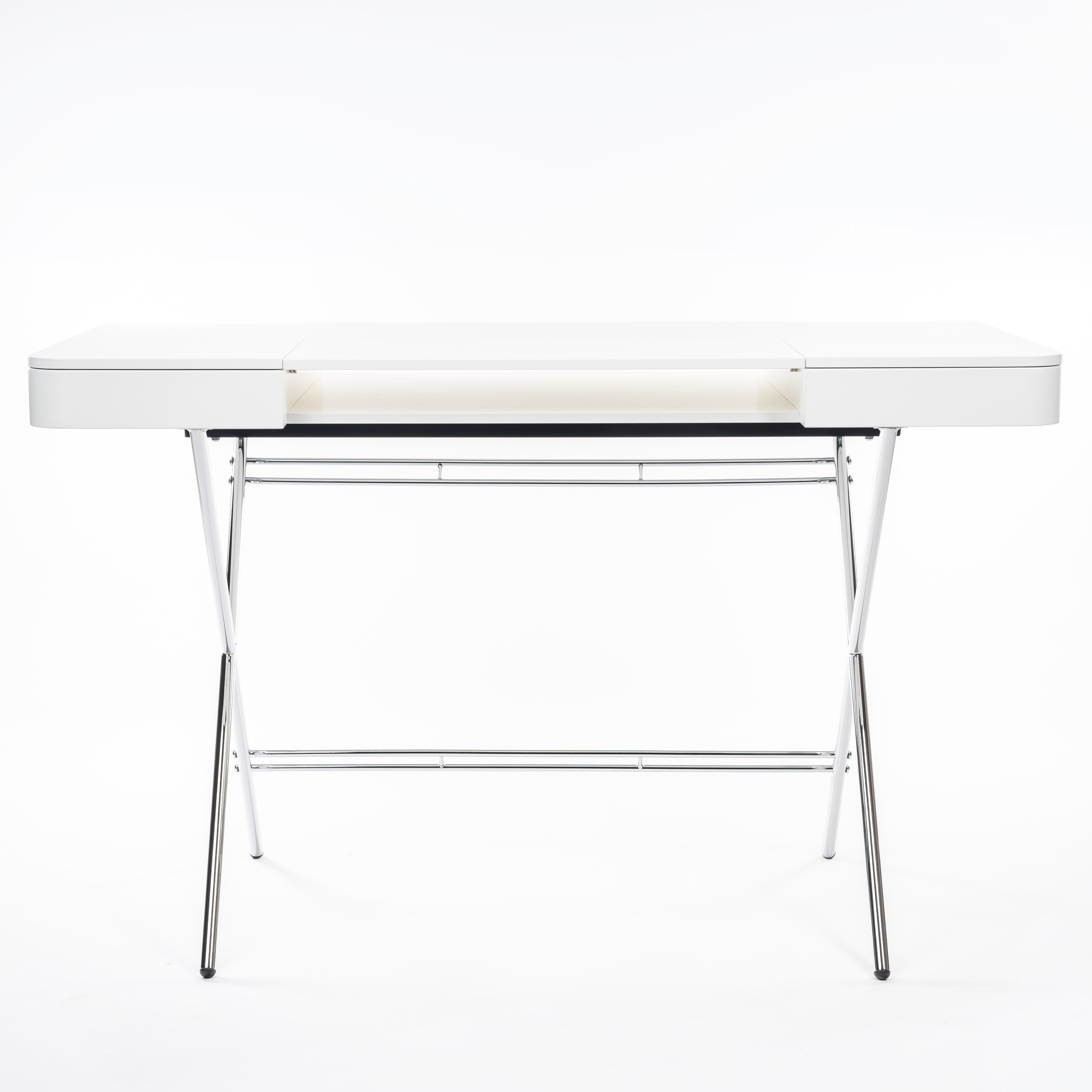 Modern Adentro Cosimo Desk design Marco Zanuso jr White Matt  top & chrome base.  For Sale