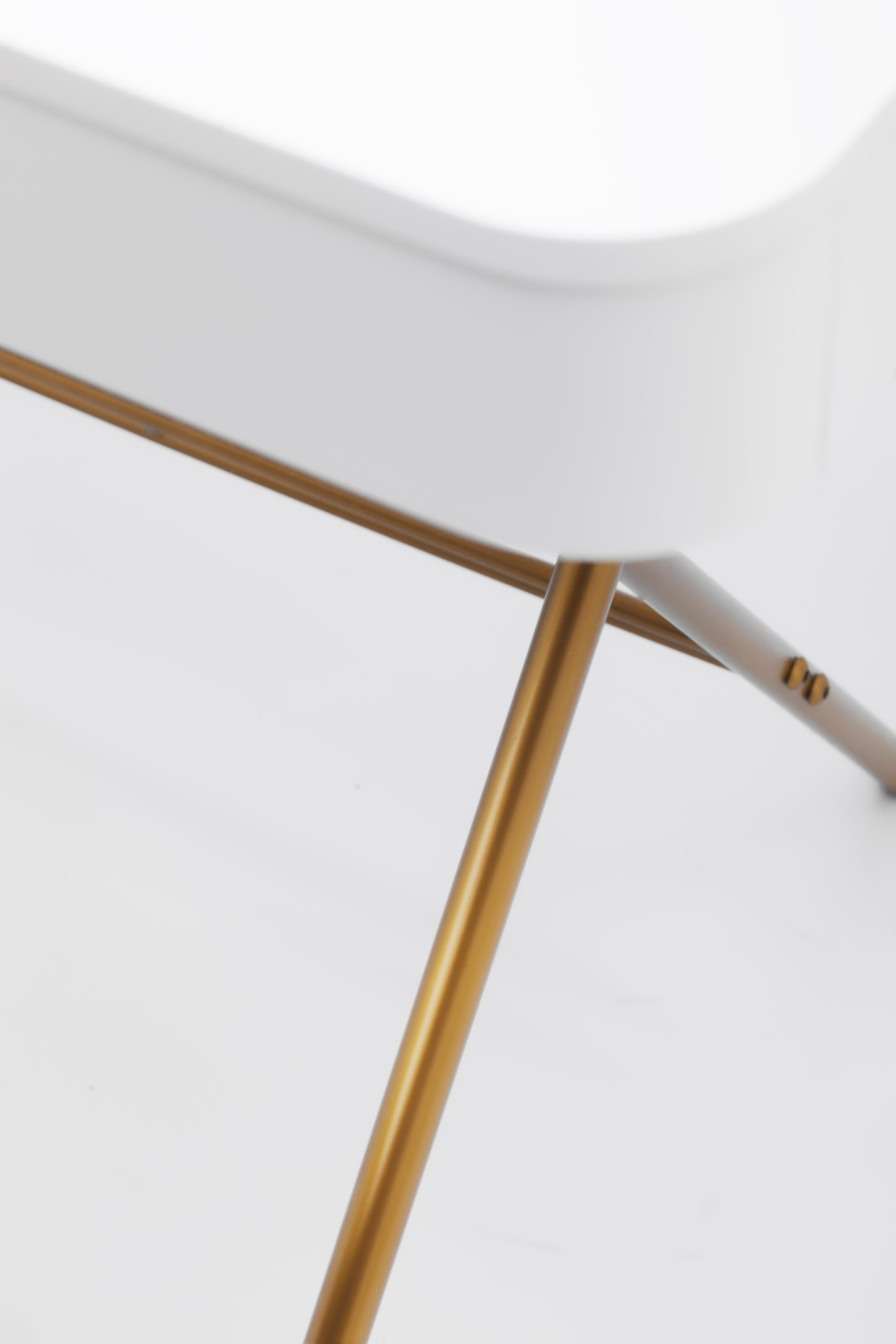 Adentro Cosimo Desk design Marco Zanuso jr White Matt  top & golden base.  For Sale 4