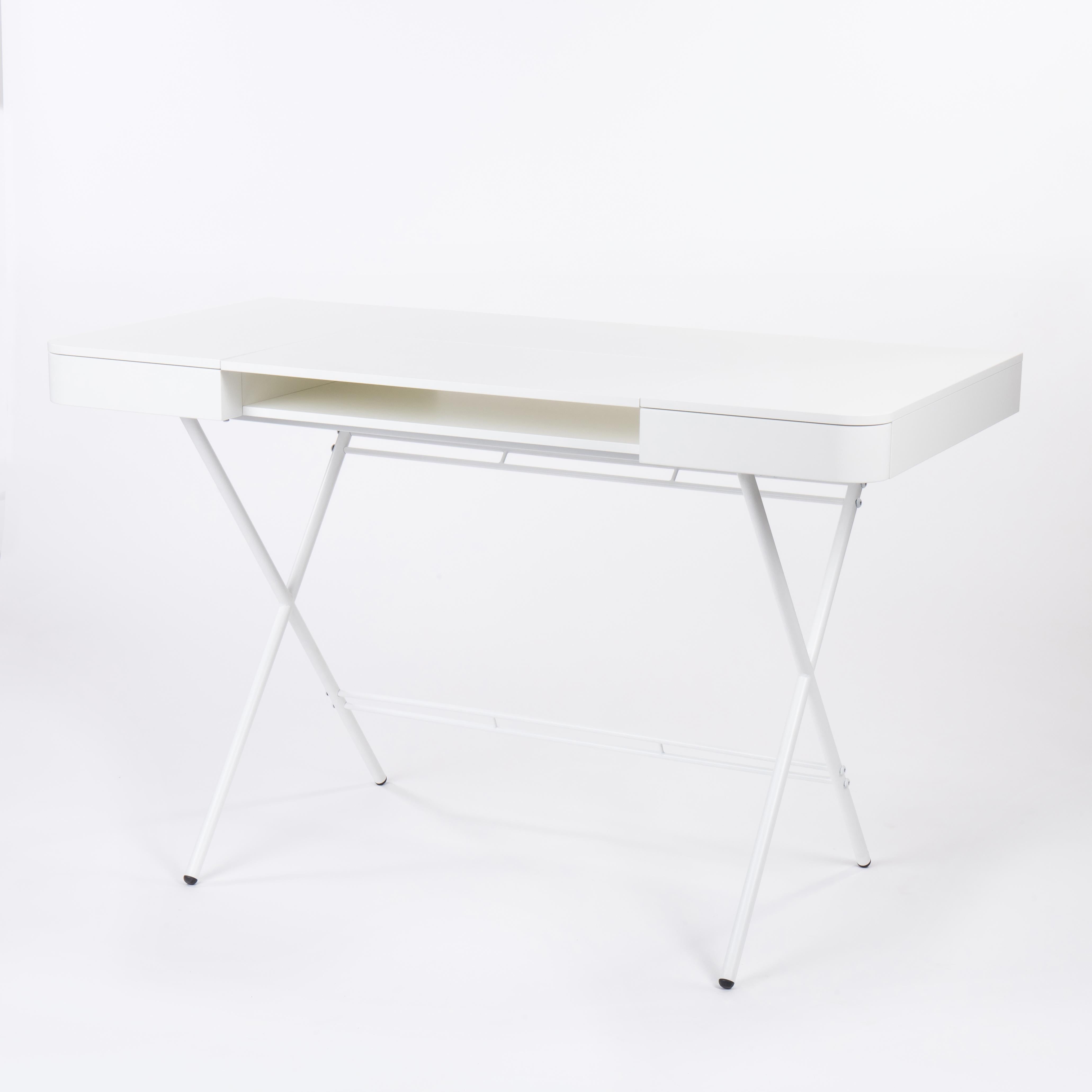 French Adentro Cosimo Desk design Marco Zanuso jr White Matt  top & white base.  For Sale
