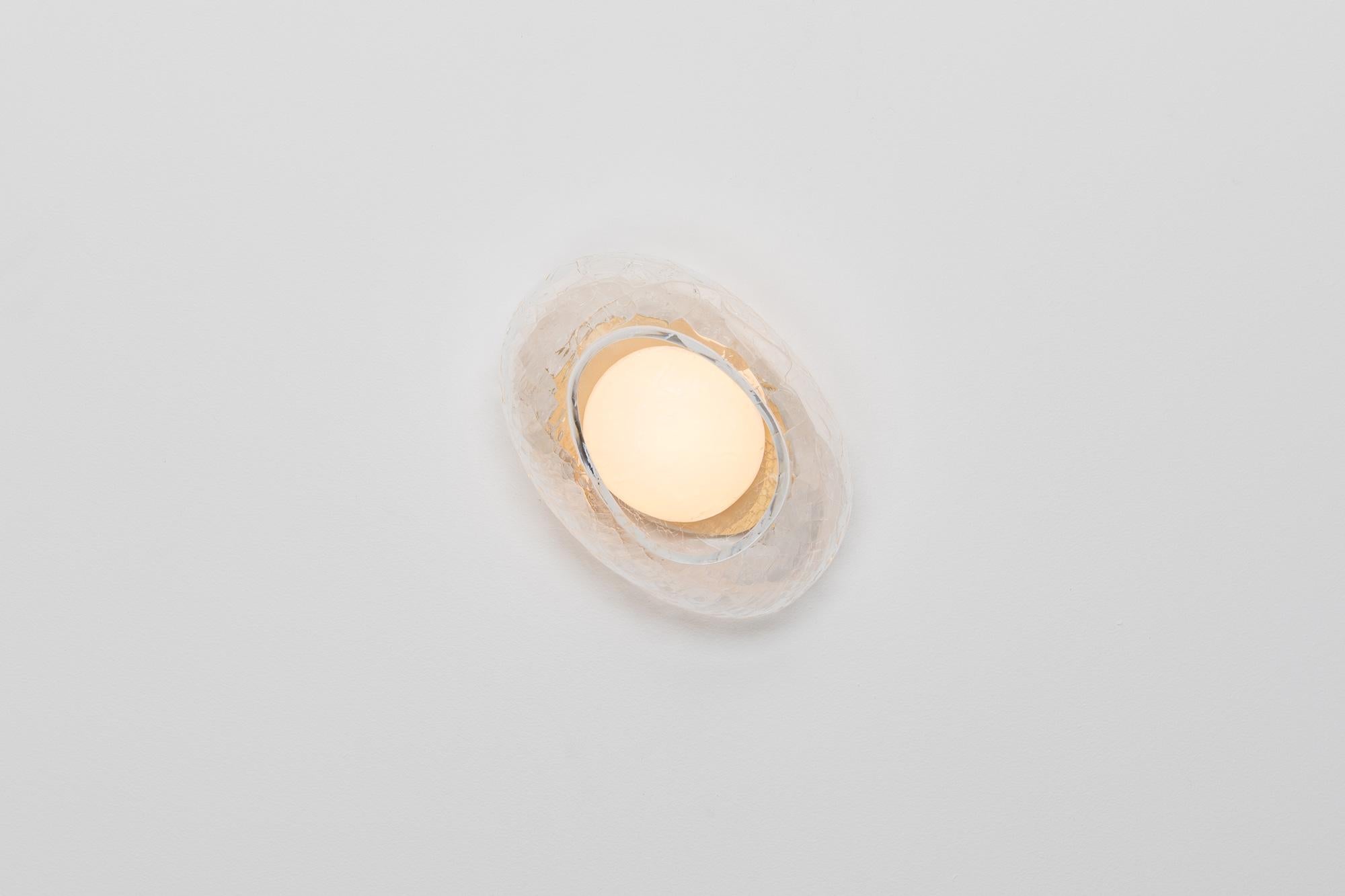ADesignStudio Alchemy W1 Lampada da parete

Una collezione di luci che fonde l'arte con l'illuminazione.

Alchemy è un suggestivo trio di design per l'illuminazione che combina l'eleganza dei materiali modellati a mano con la moderna funzionalità