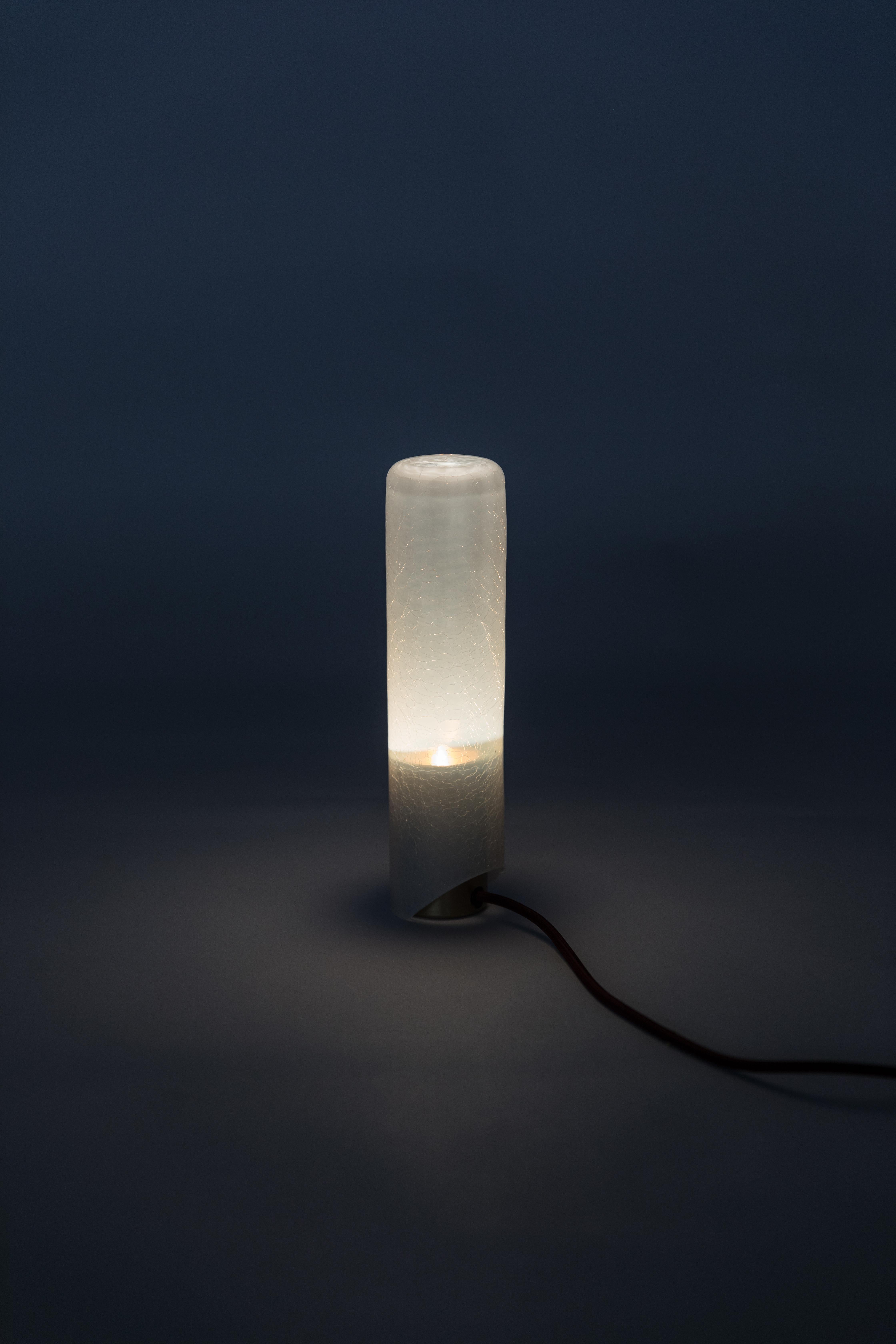 ADesignStudio Lámpara de sobremesa Crackle T1 en alabastro - Cilindro escultural con iluminación moteada

El precio indicado refleja sólo el punto de partida. El precio final varía en función de los acabados y personalizaciones seleccionados.

La