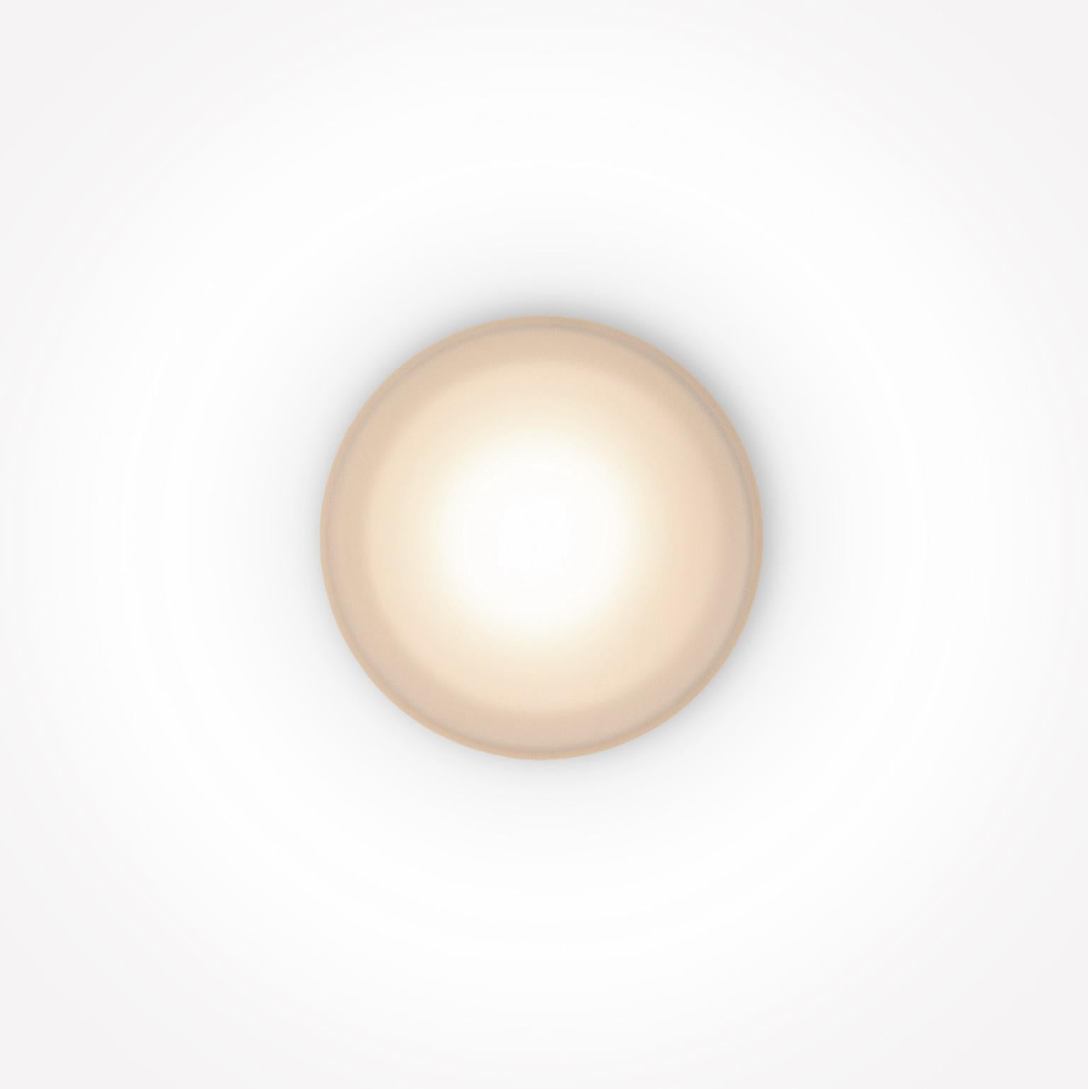 ADesignStudio Applique FlatWhite W2

Inspiré par le confort et la familiarité de votre rituel matinal, le Design/One a été conçu pour être un luminaire fonctionnel que vous apprécierez tous les jours. Subtil et discret, il apporte une lumière chaude
