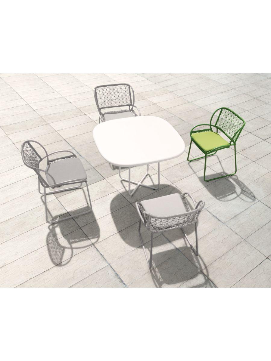 Adesso Easy Sessel von Kenneth Cobonpue (Philippinisch) im Angebot