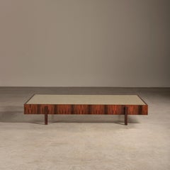 Table basse 'Adi', Design/One contemporain brésilien