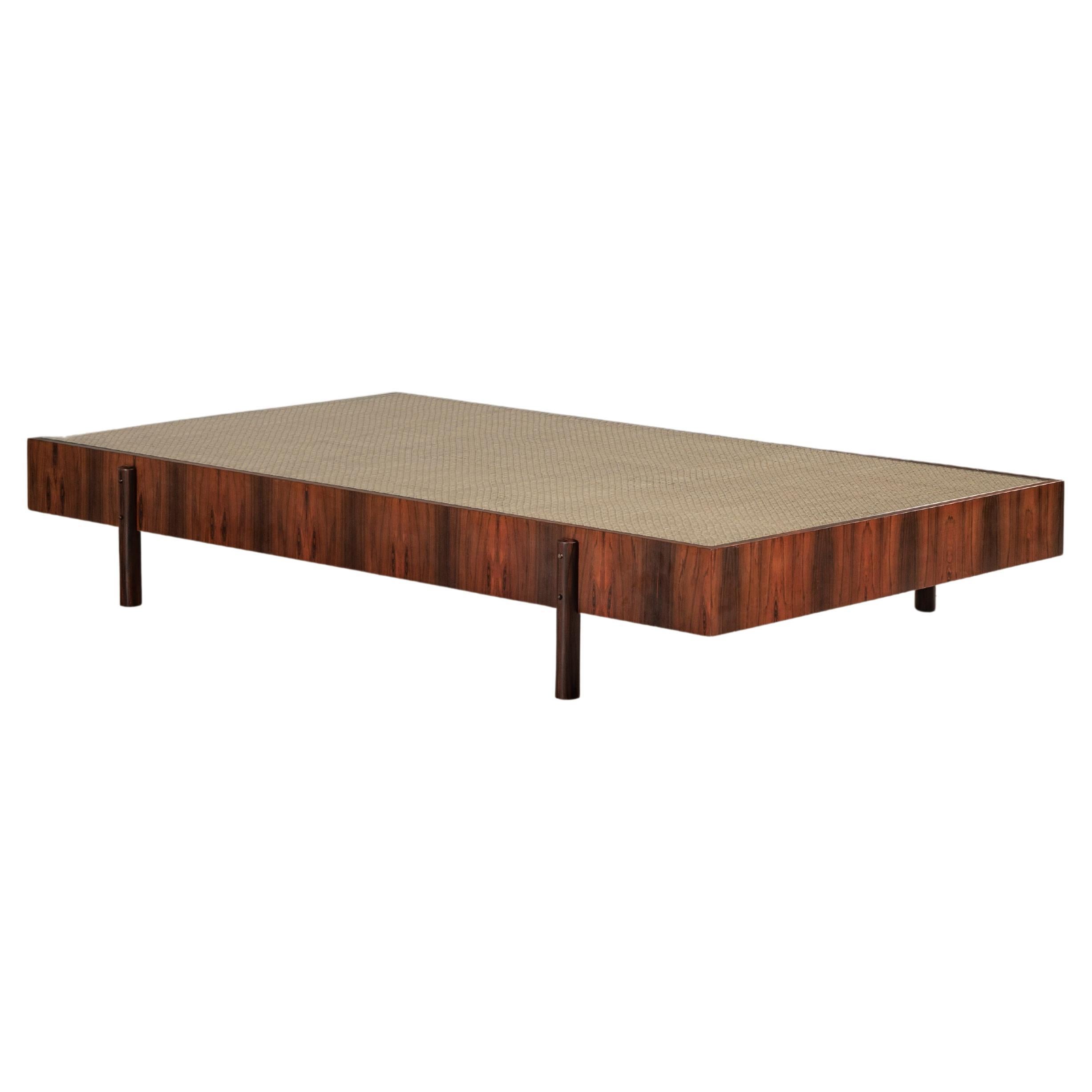 'Adi' Coffee Table, Contemporary Brazilian  Design  For Sale