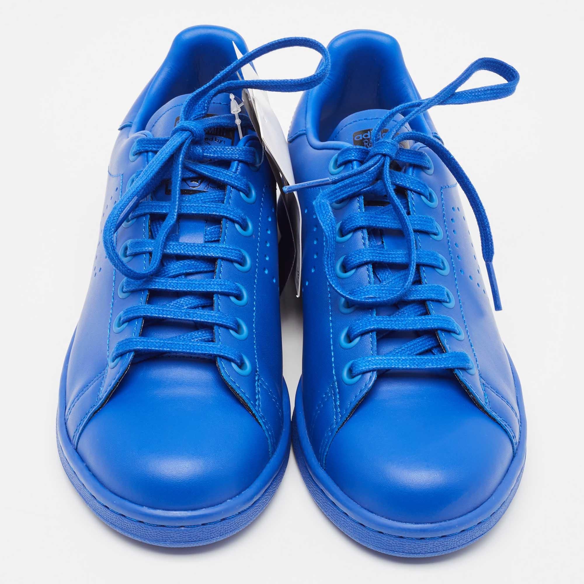Adidas By Raf Simons Blue Leather Stan Smith Sneakers Size 38 In Good Condition In Dubai, Al Qouz 2