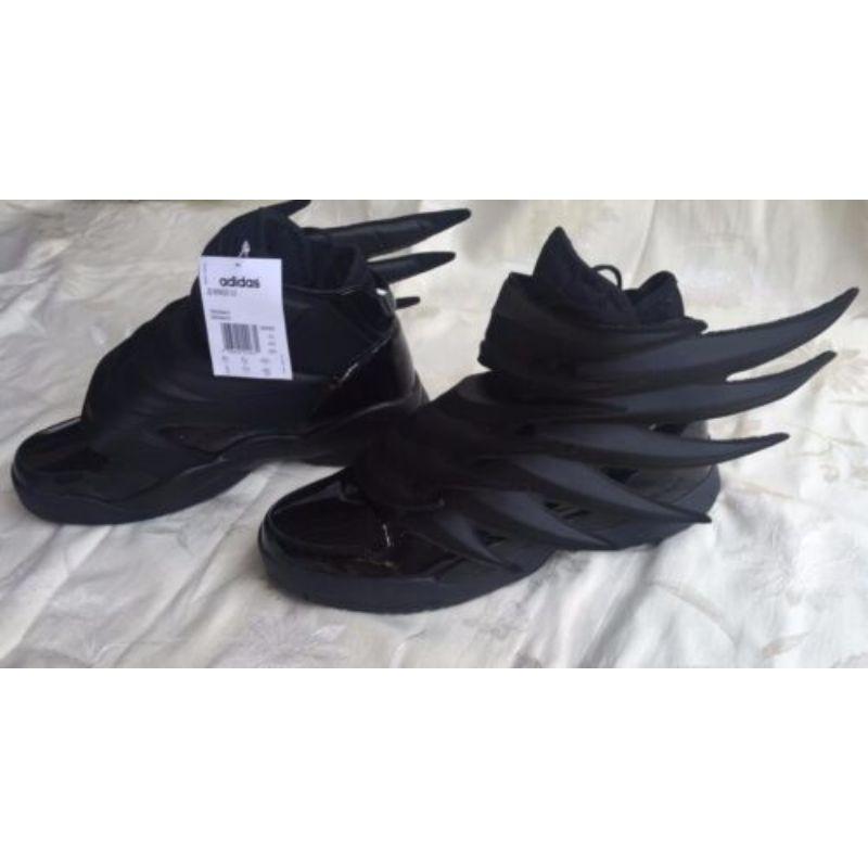 Adidas Originals Obyo Jeremy Scott Wings 3.0 Nero Cavaliere Oscuro Batman Sneakers in vendita 5