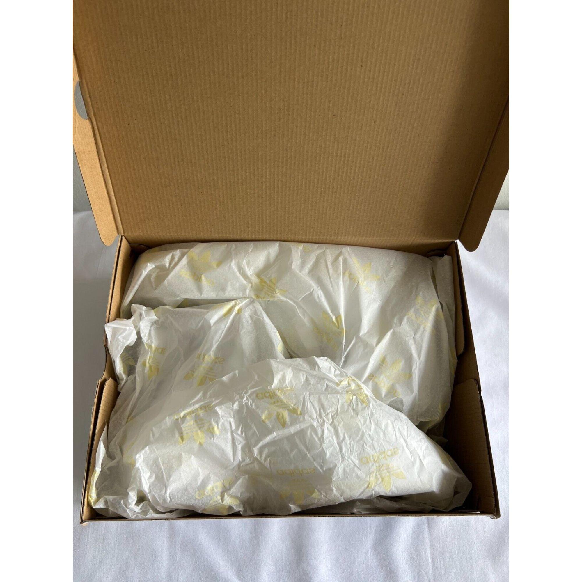 Adidas Originals ObyO Wings 4.0 Core Cloud Sneakers by Jeremy Scott, Size 12 For Sale 15