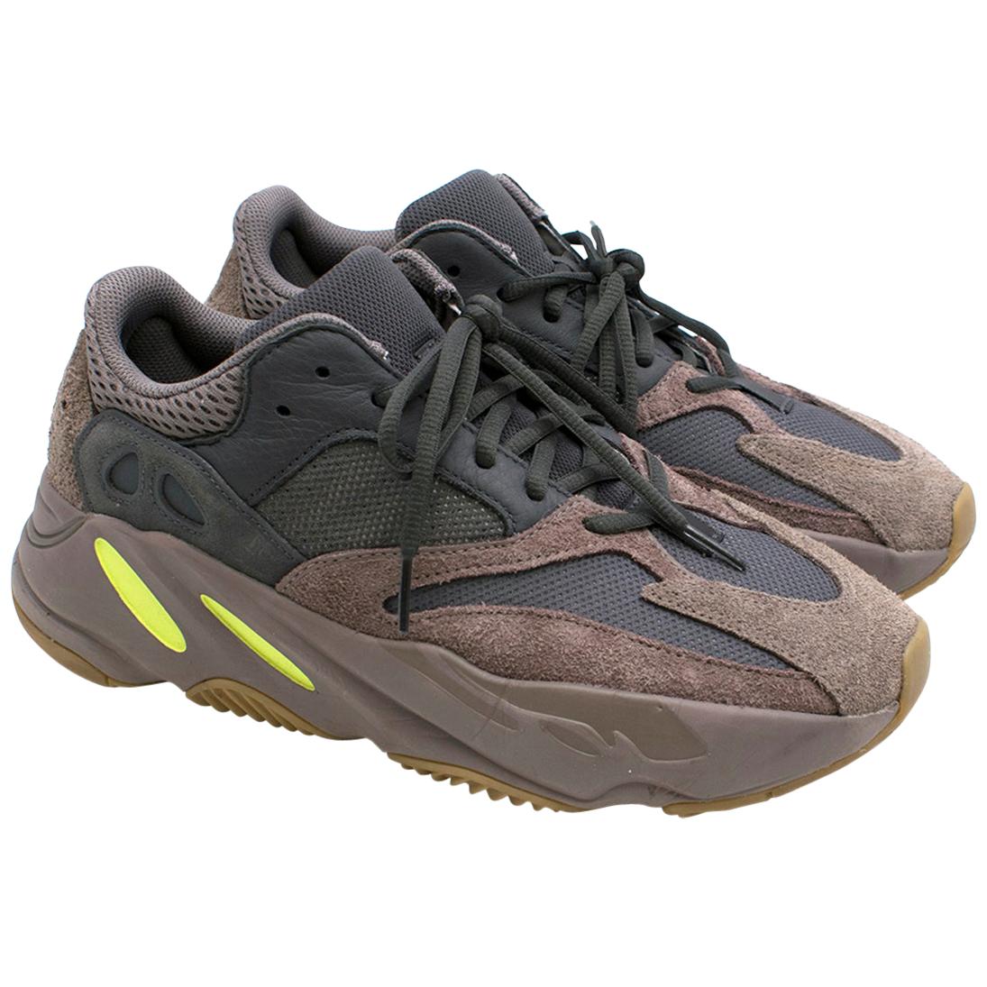 adidas yeezy 700 serpente