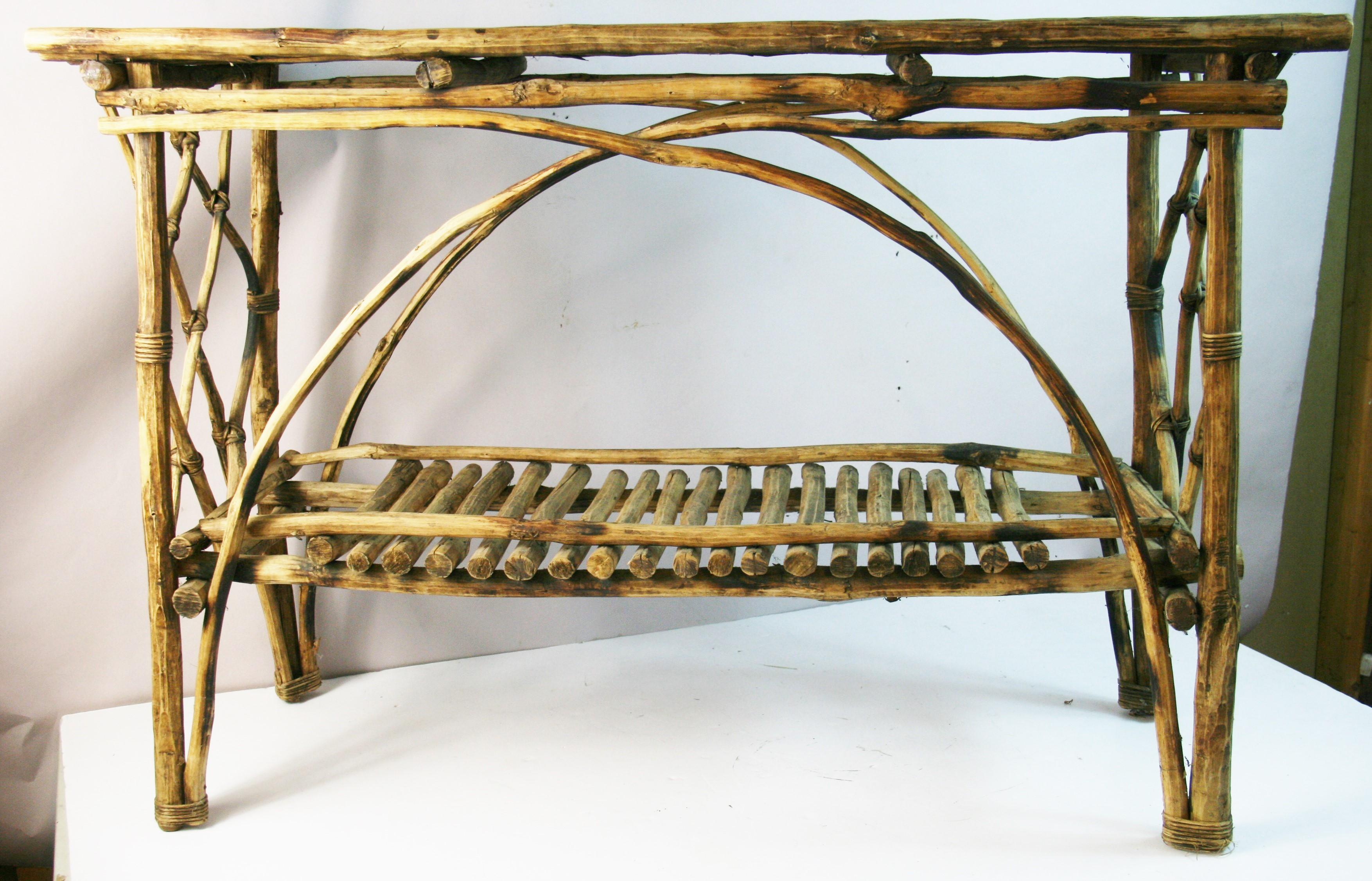 Table console Adirondack Bent Twig Bon état - En vente à Douglas Manor, NY