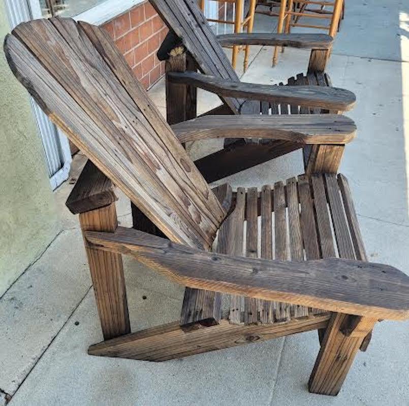 Américain Paire de chaises à haut dossier Adirondack en vente