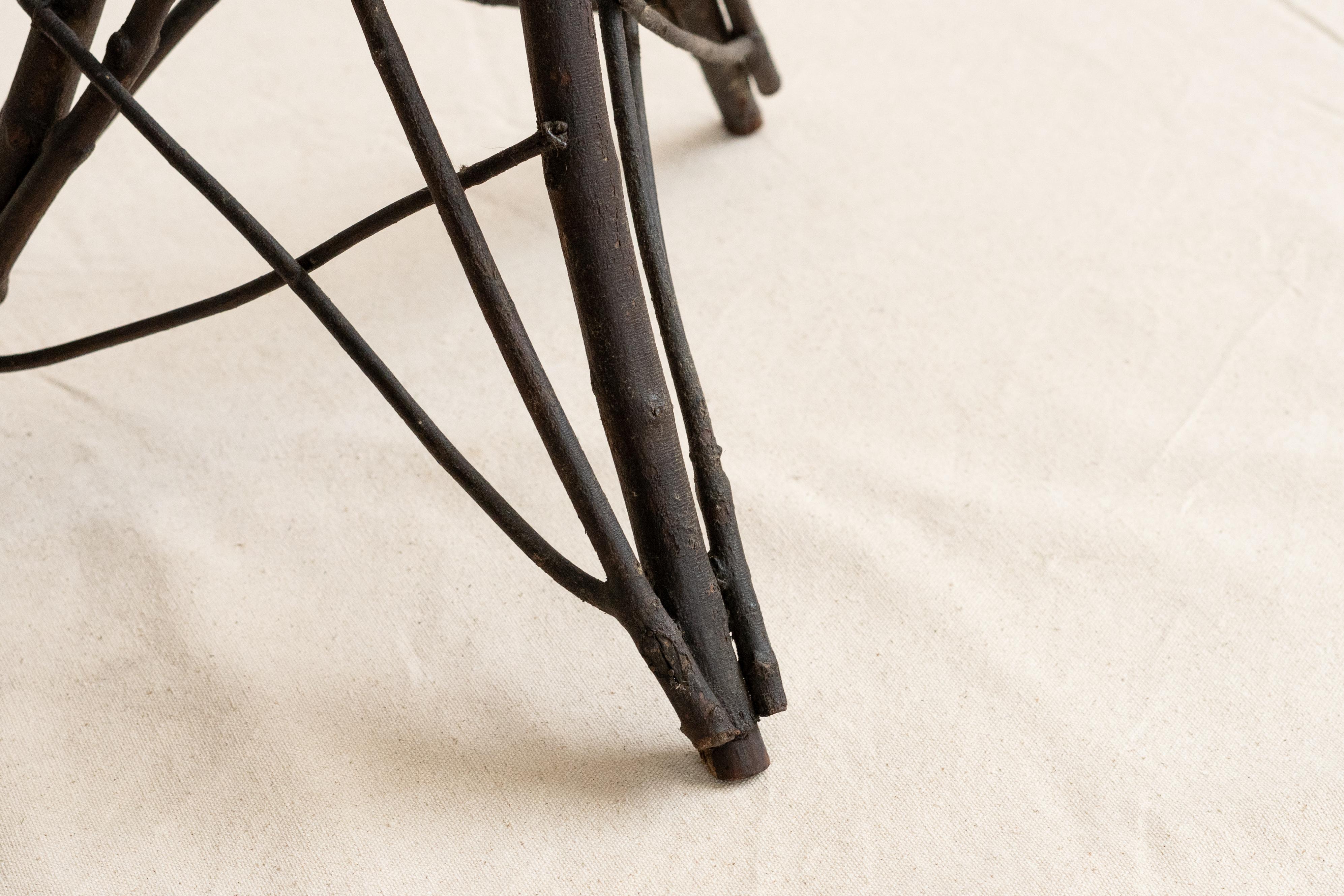 Table d'appoint octogonale Twig d'Adirondack en vente 1