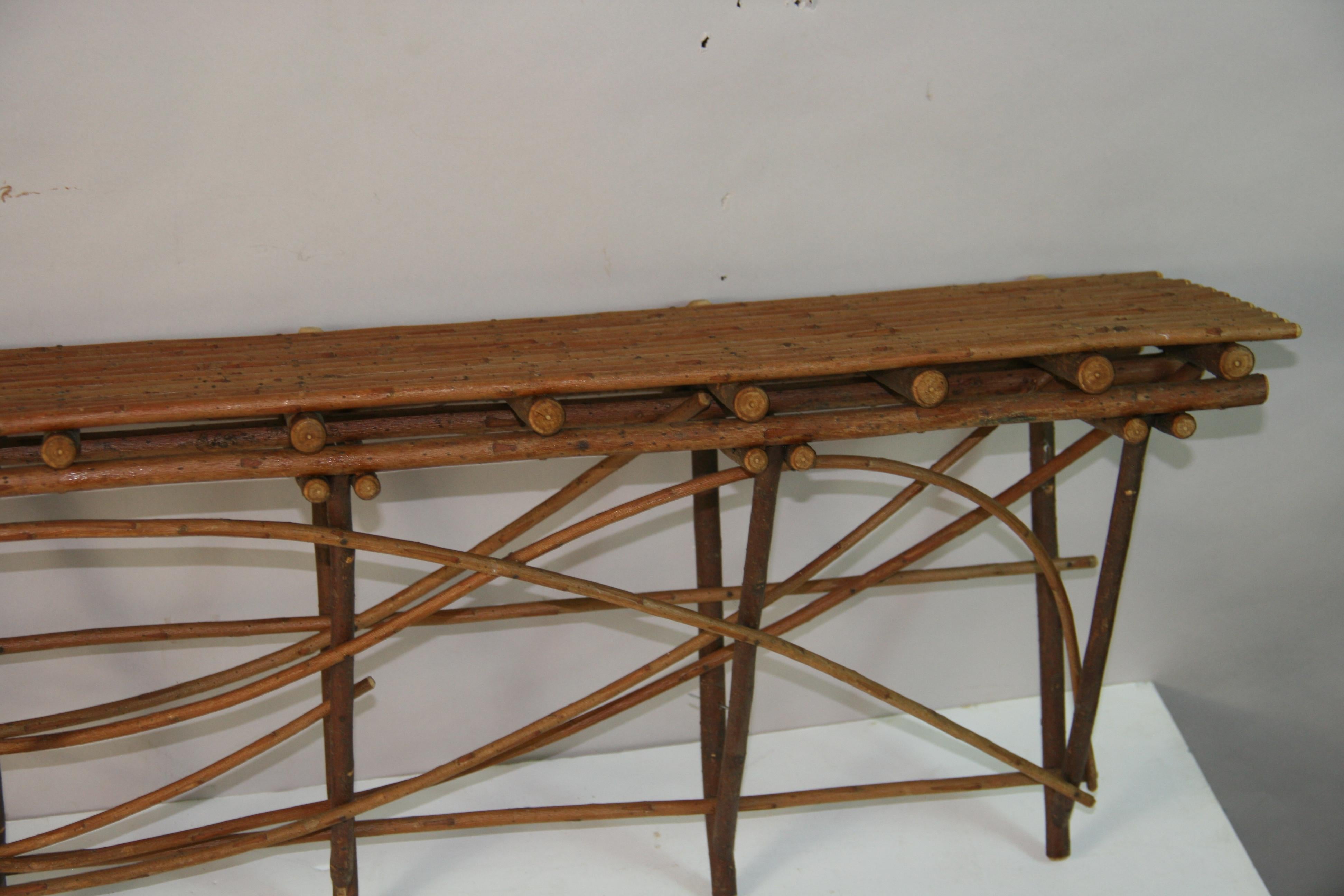 Adirondack  Primärer gebogener Zweig  Hand Made Weidenregale {2 verfügbar) im Angebot 3