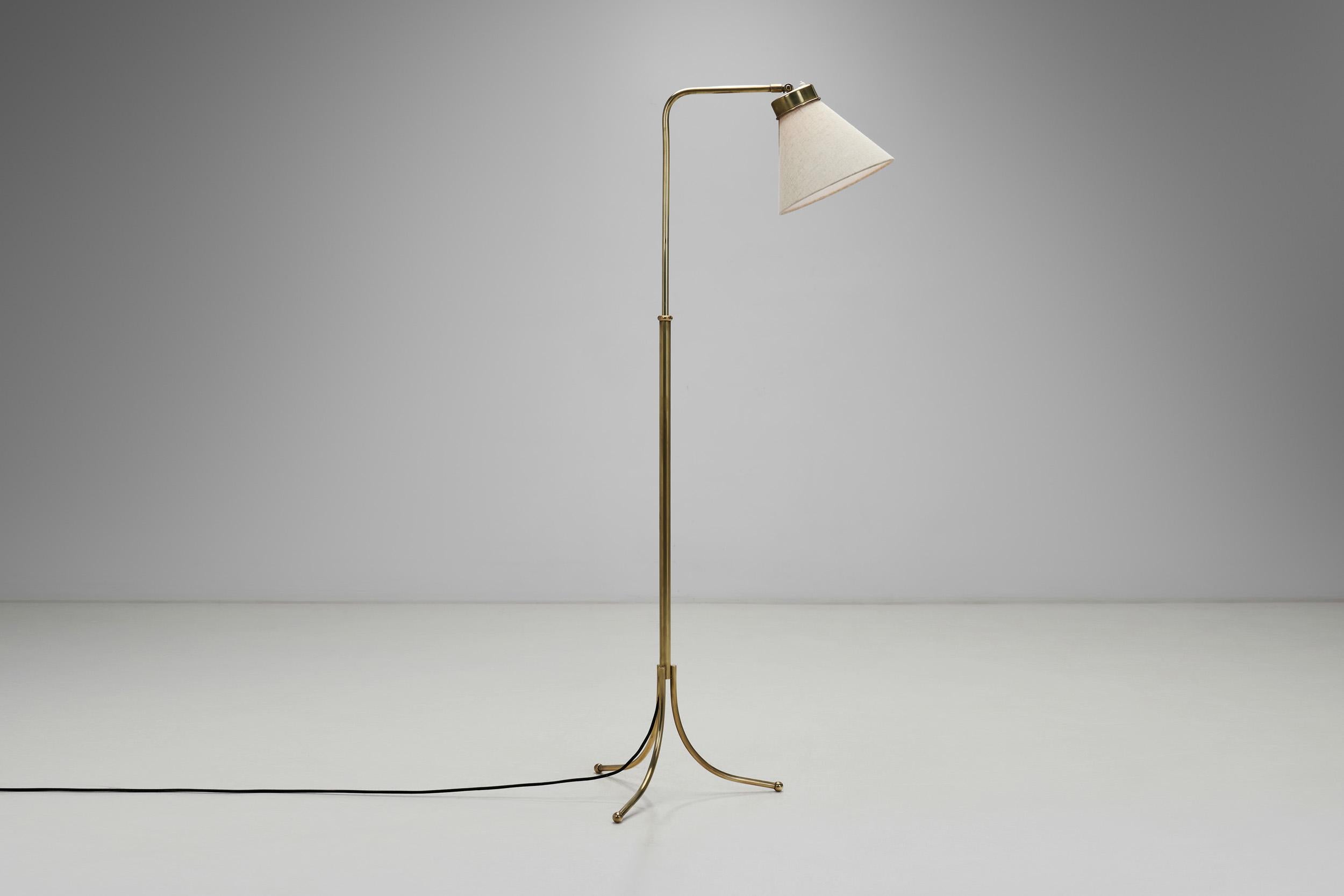 Lampada da terra regolabile 
