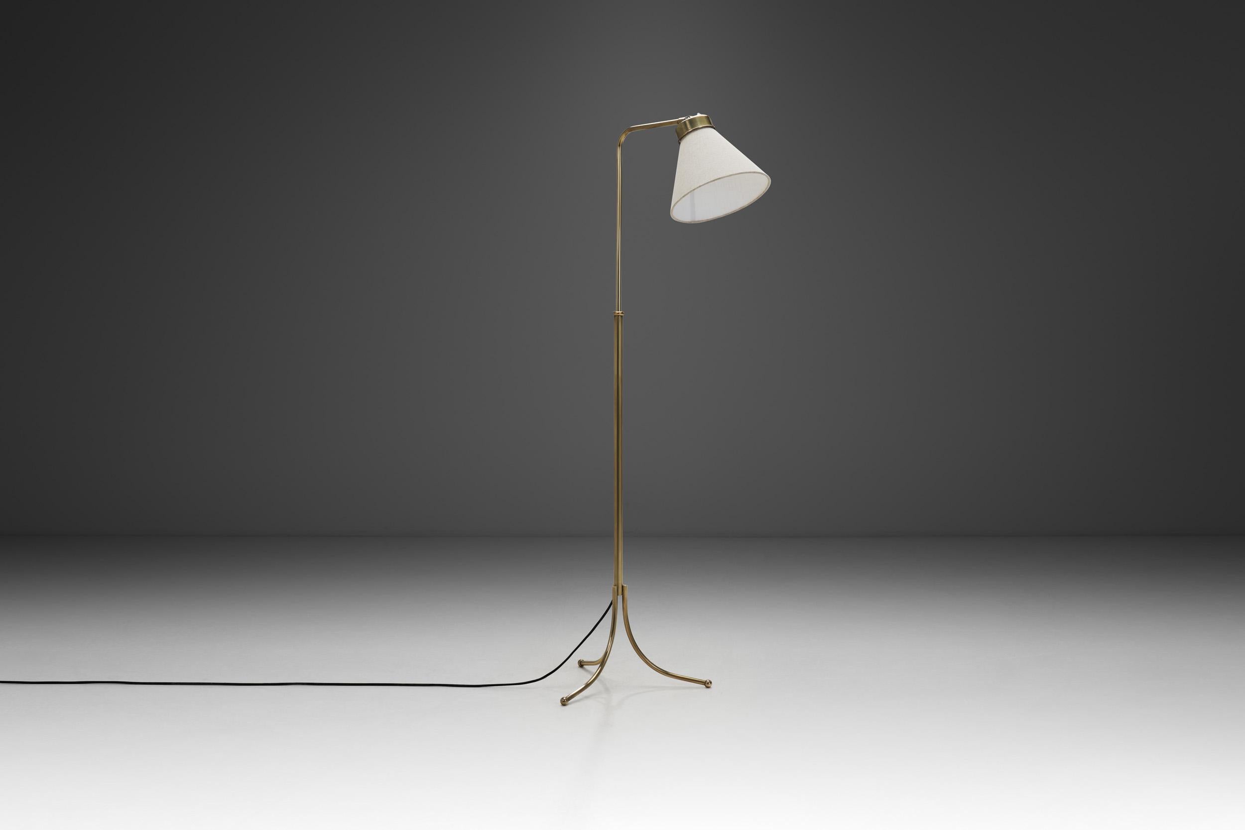 Scandinavo moderno Lampada da terra regolabile 
