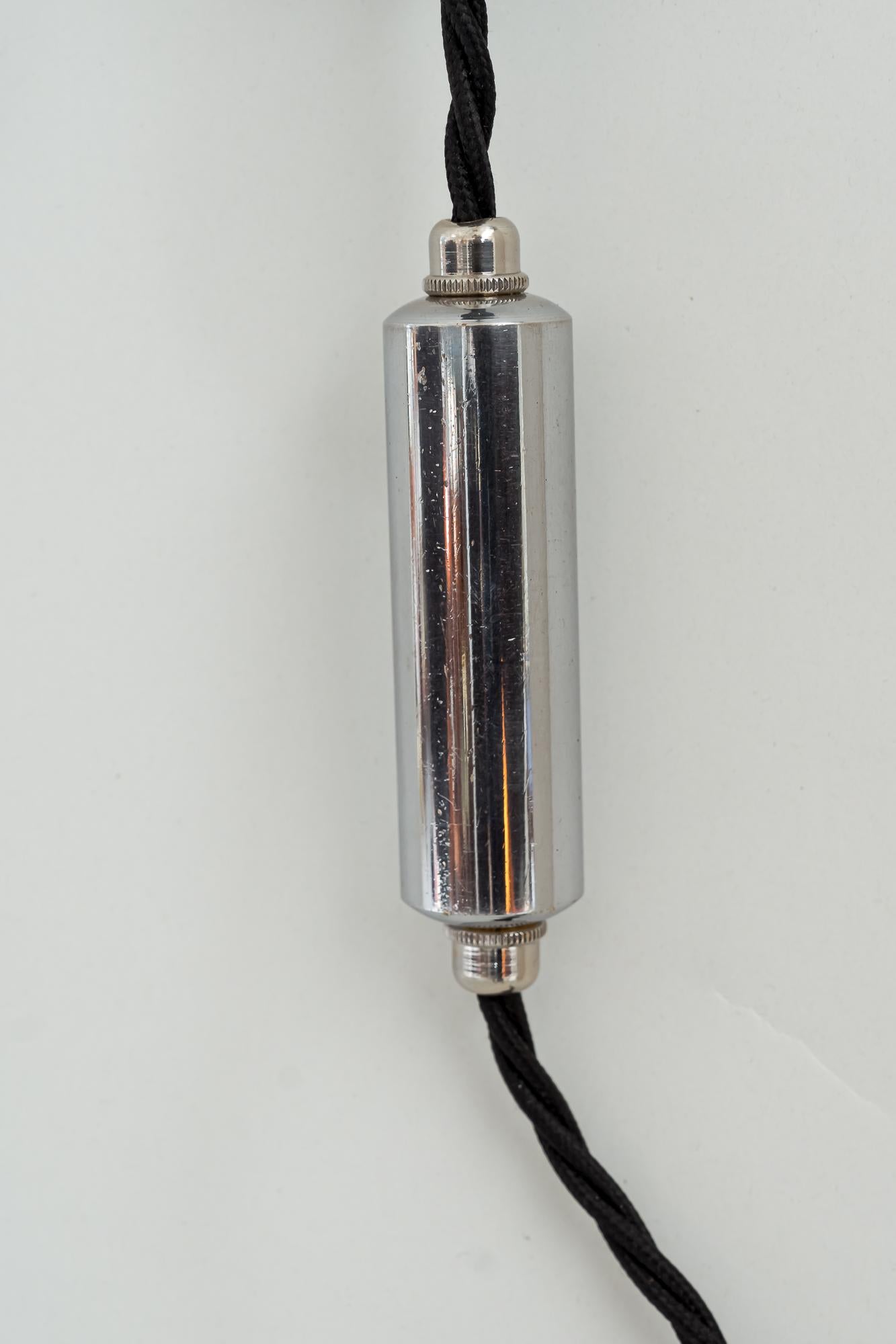 Verstellbare und drehbare Chrom-Wandleuchte mit Stoffschirm um 1920 im Angebot 10