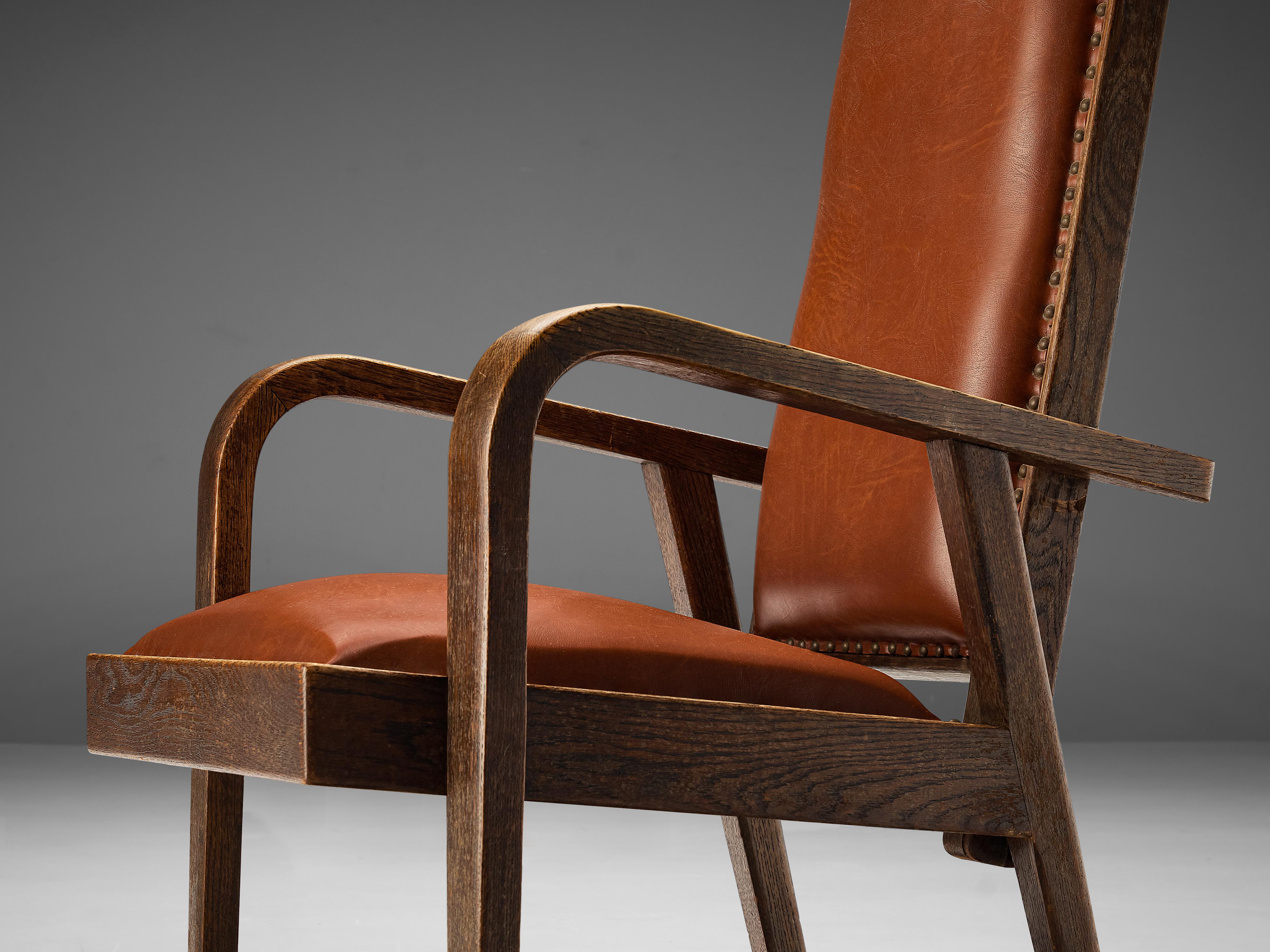 Verstellbarer Sessel aus rotem Leder und Eiche (Eichenholz) im Angebot