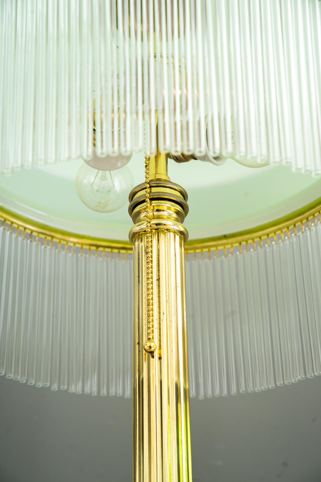 Verstellbare Art-Déco-Stehlampe Vienna aus den 1920er Jahren  (Lackiert) im Angebot