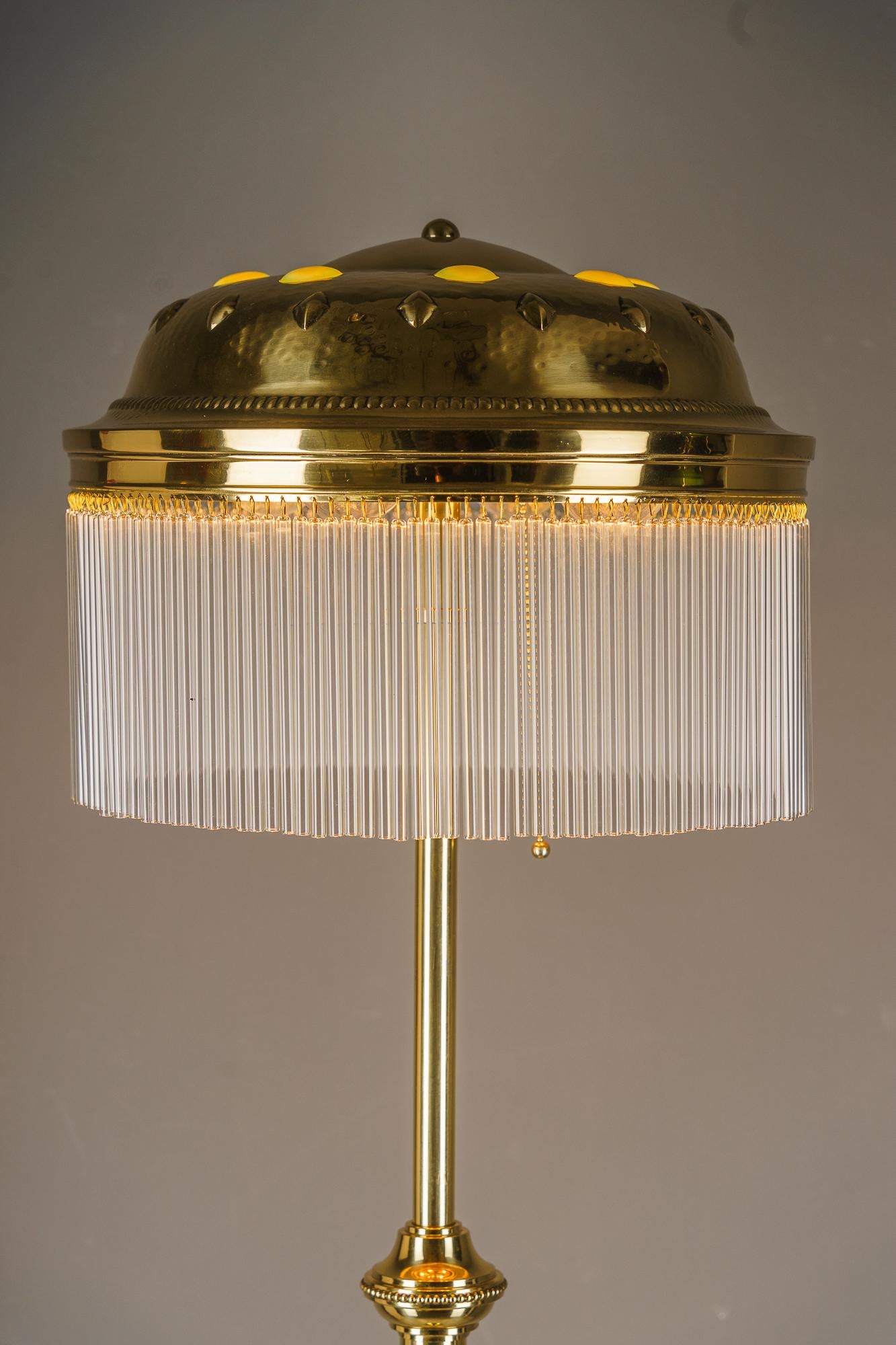 Adjustable art deco floor lamp with opaline glass stones on the shade 1920s For Sale 2