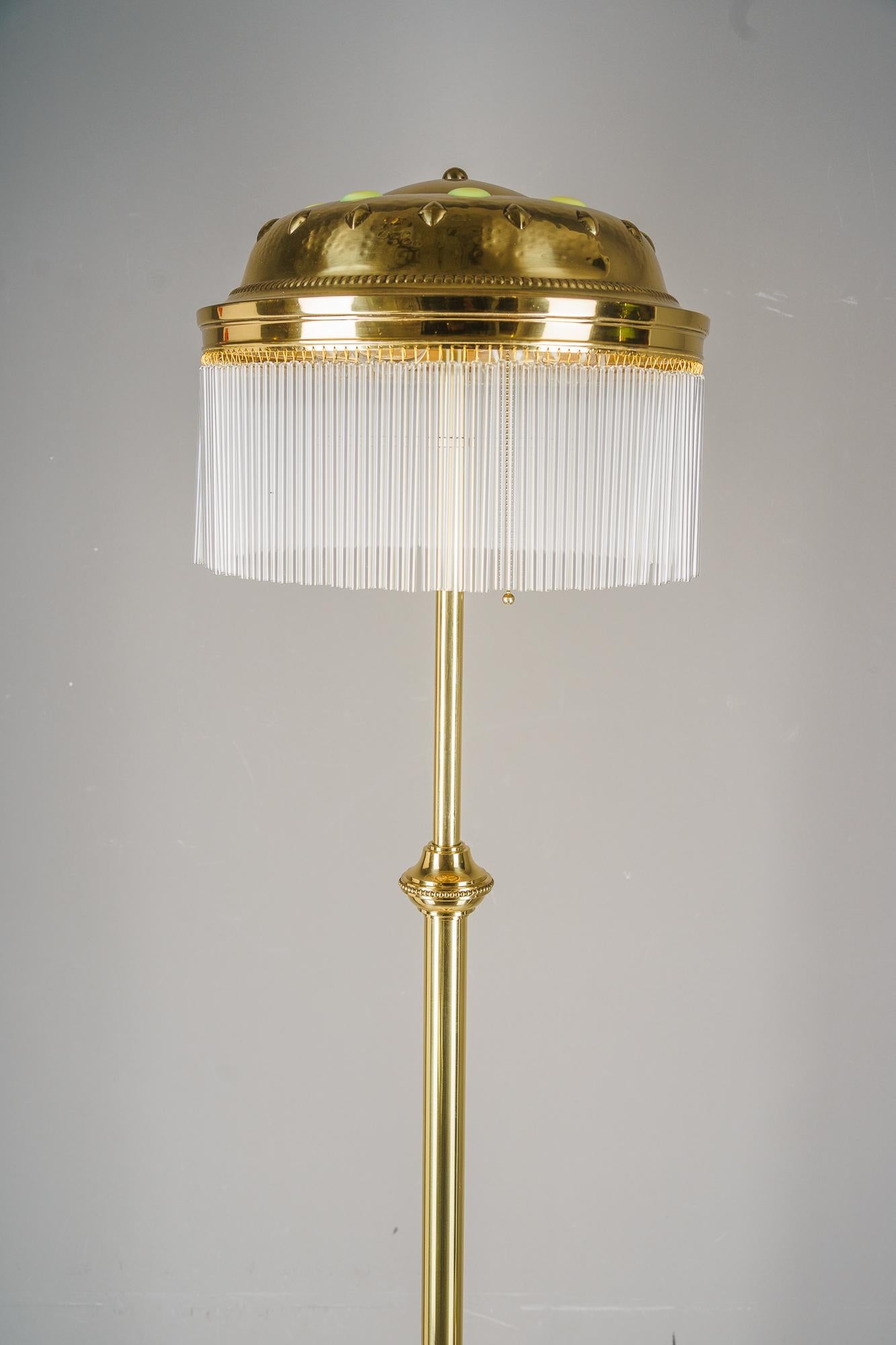 Adjustable art deco floor lamp with opaline glass stones on the shade 1920s For Sale 1