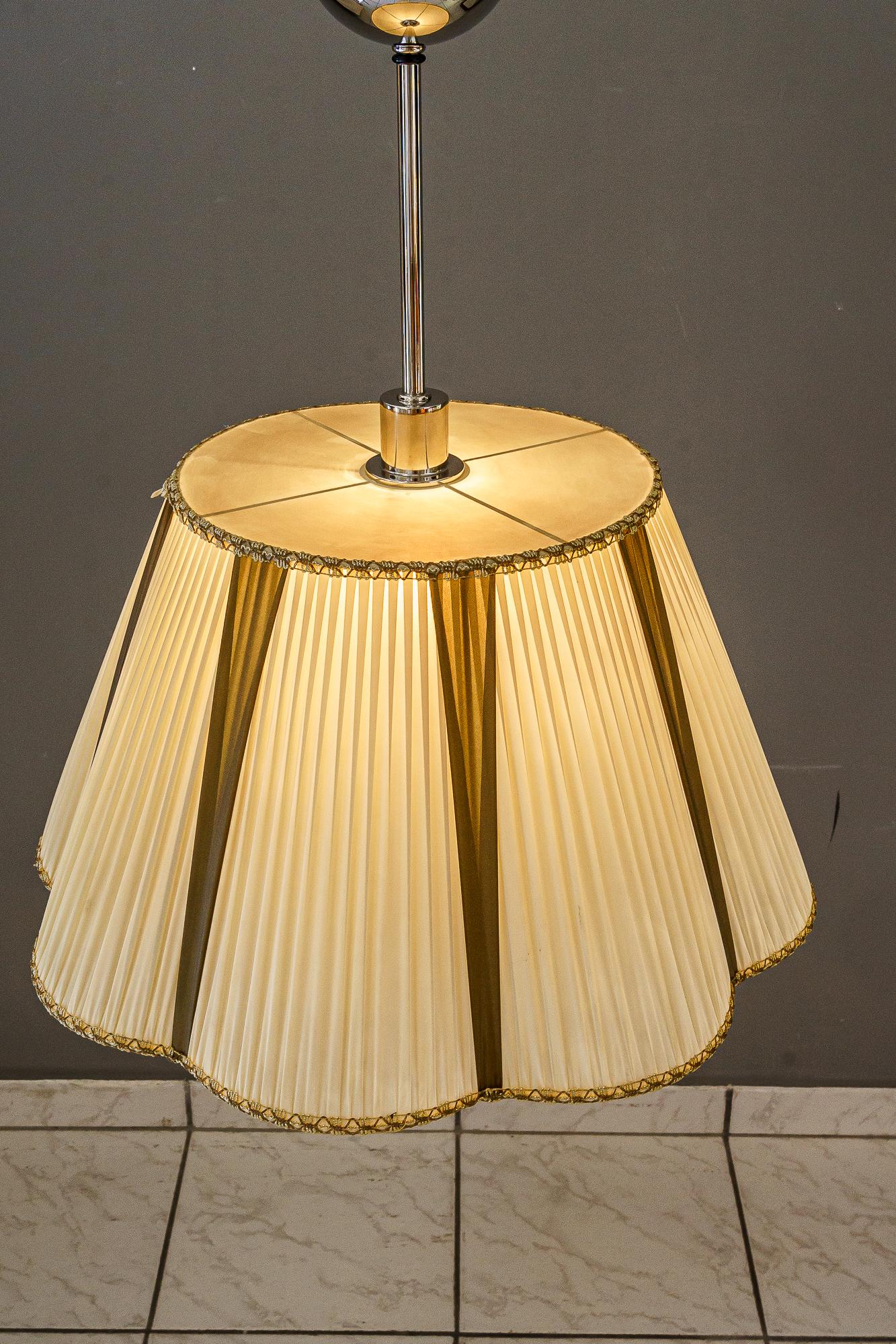 Ciondolo regolabile in stile art deco con paralume originale in tessuto, Vienna, 1920 circa in vendita 11