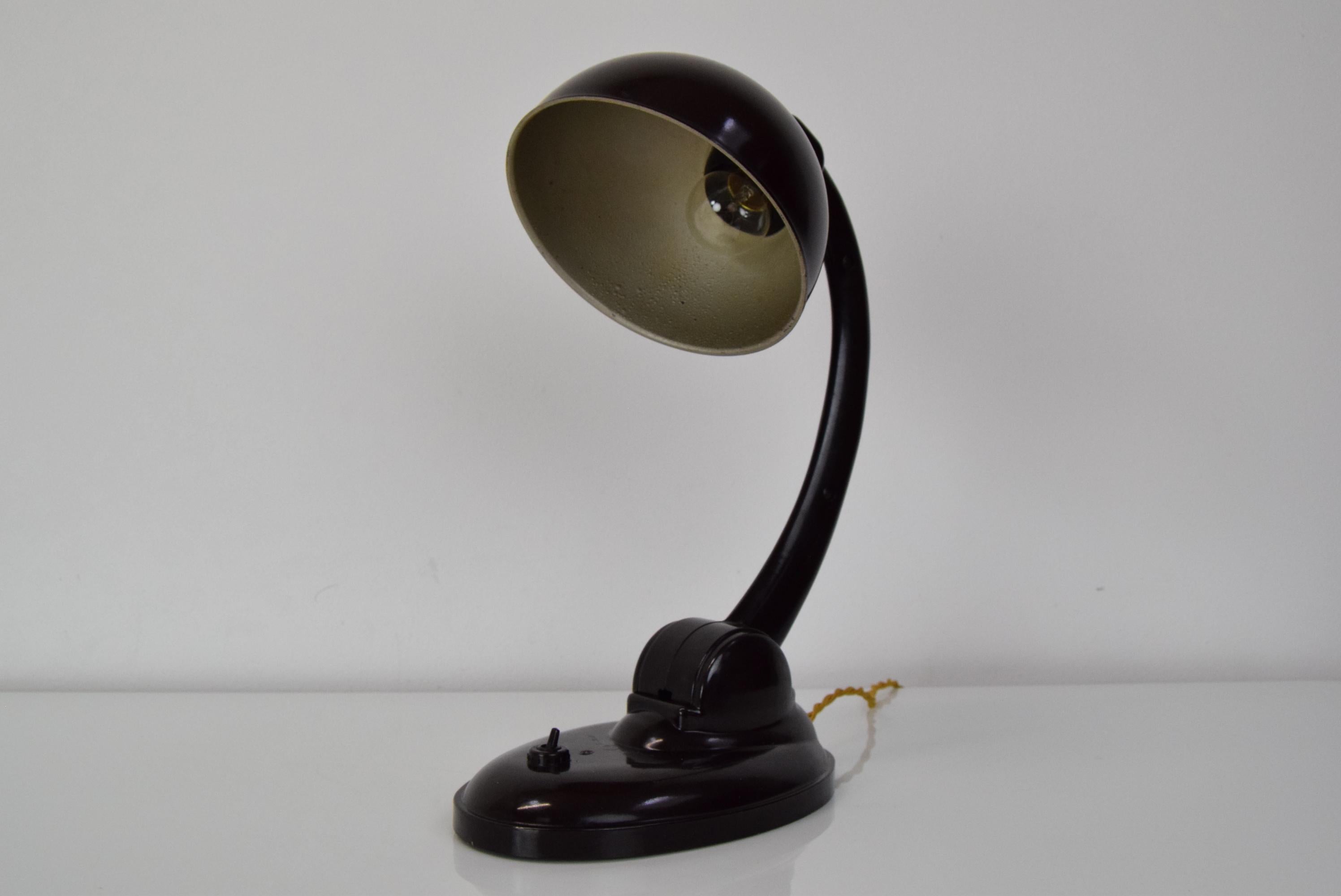 Art Deco Adjustable Bakelite Table Lamp, by Eric Kirkman Cole, 1940's For Sale