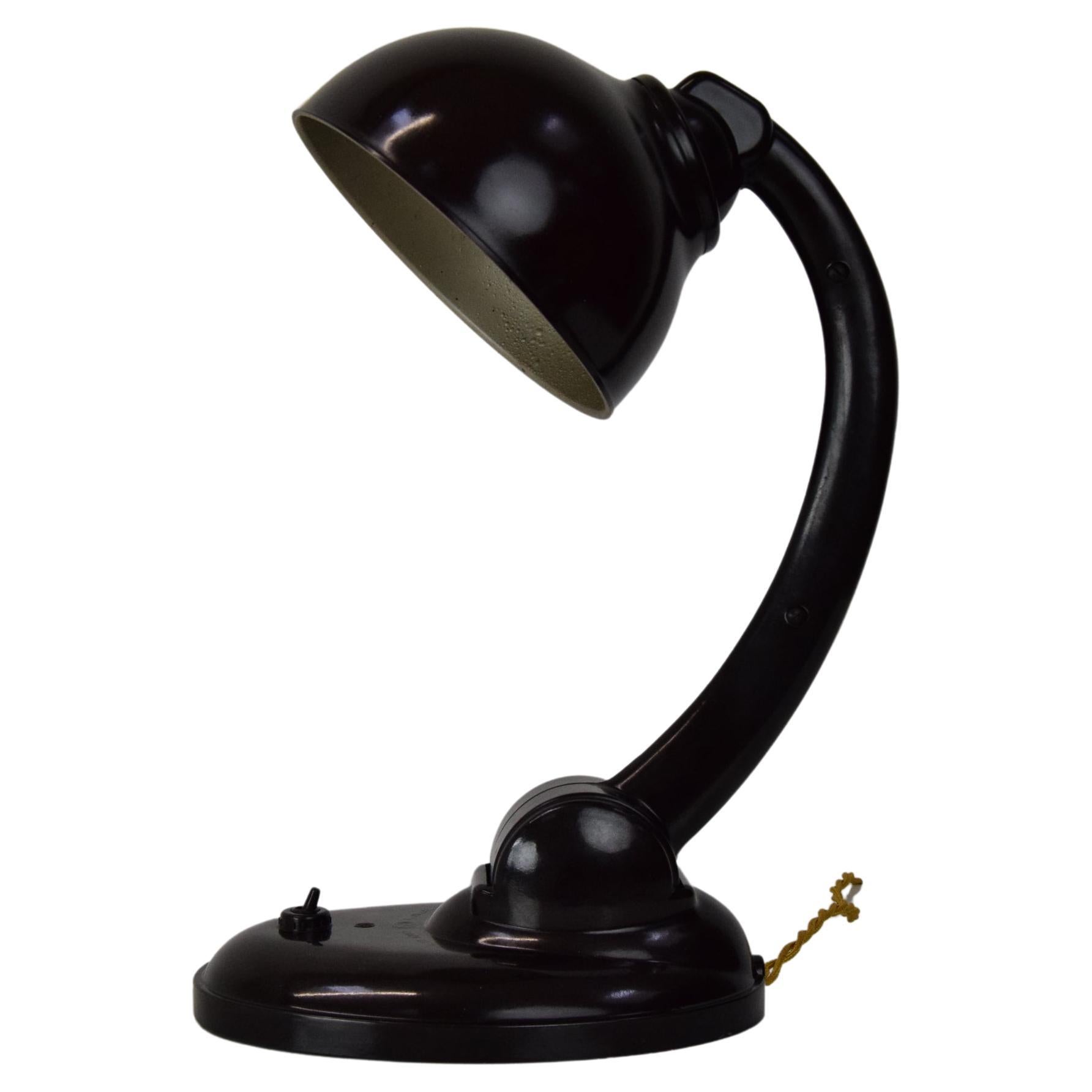 Adjustable Bakelite Table Lamp, by Eric Kirkman Cole, 1940's For Sale