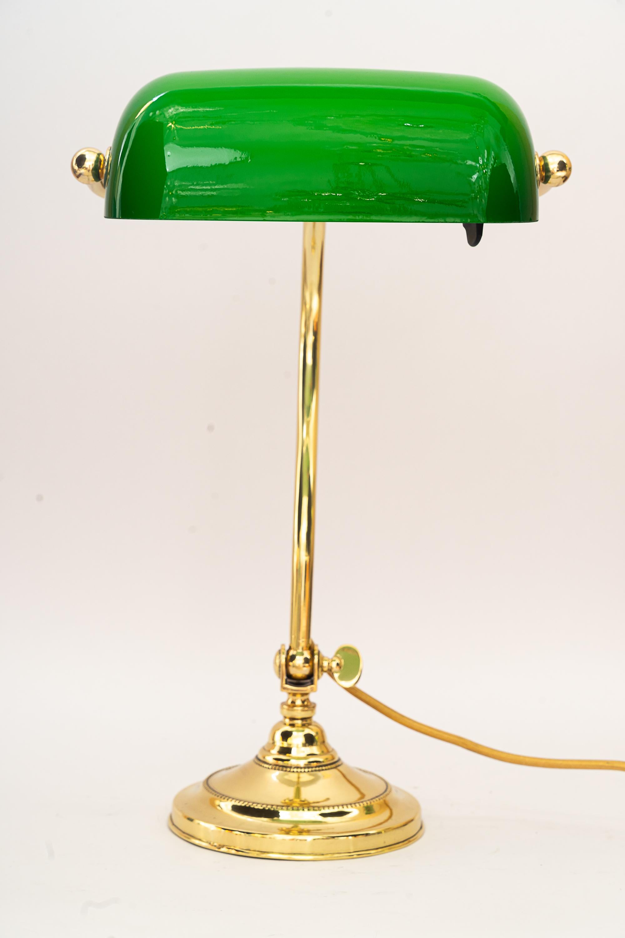 Adjustable Banker lamp around 1920s In Good Condition In Wien, AT