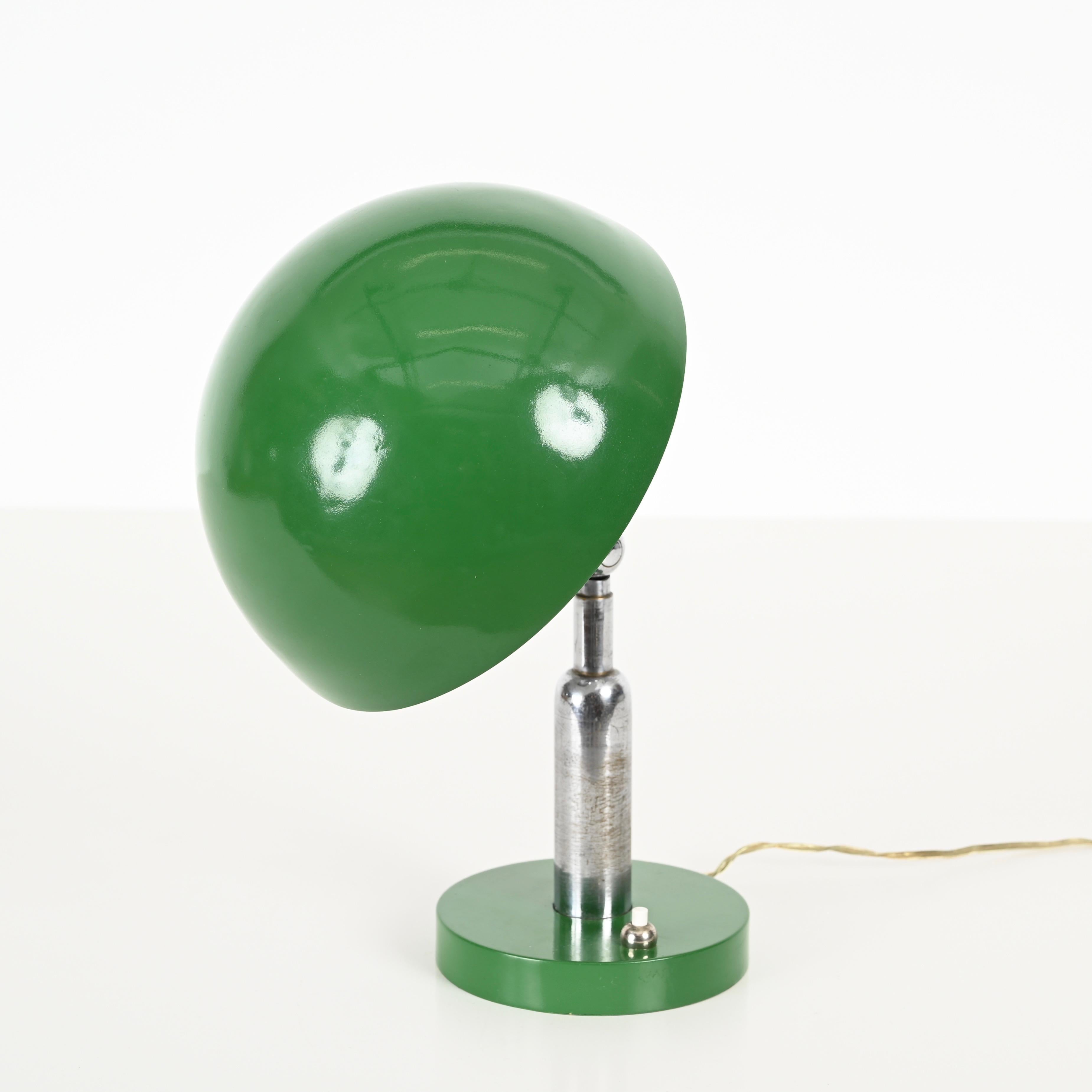 Verstellbare Bauhaus-Tischlampe in Grün aus Chrom und emailliertem Metall, Italien 1940er Jahre im Angebot 12