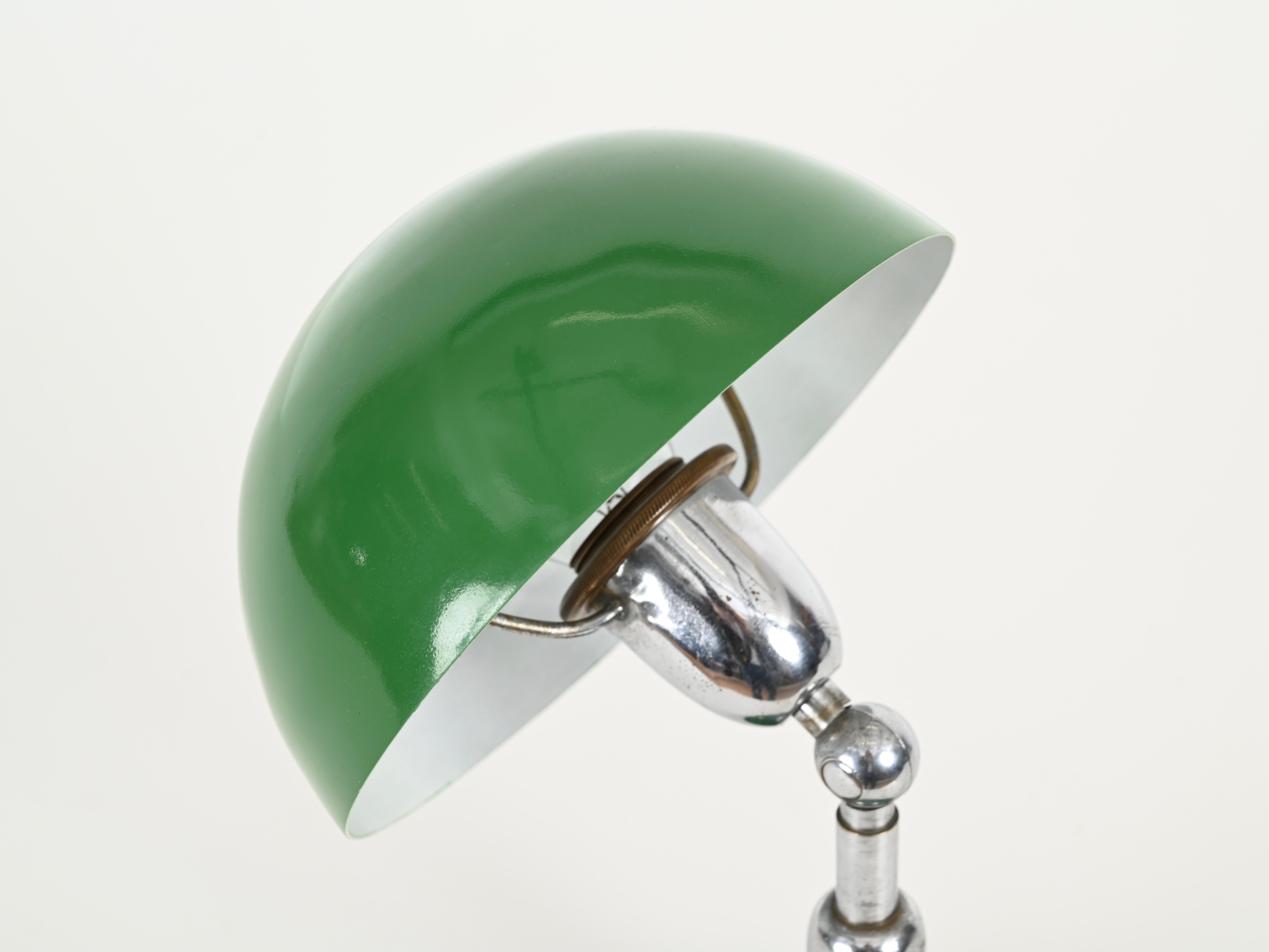 Verstellbare Bauhaus-Tischlampe in Grün aus Chrom und emailliertem Metall, Italien 1940er Jahre im Angebot 1