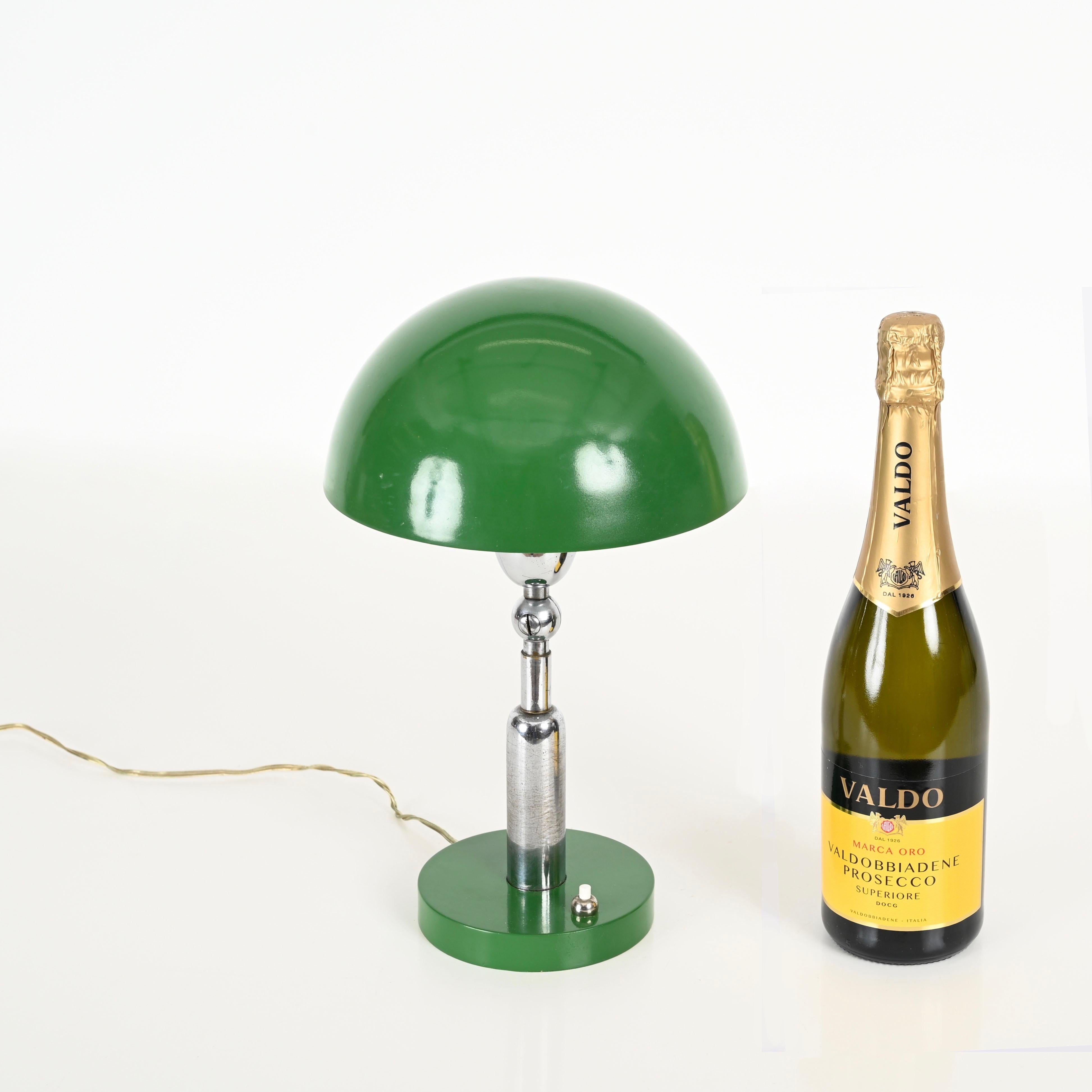 Verstellbare Bauhaus-Tischlampe in Grün aus Chrom und emailliertem Metall, Italien 1940er Jahre im Angebot 3