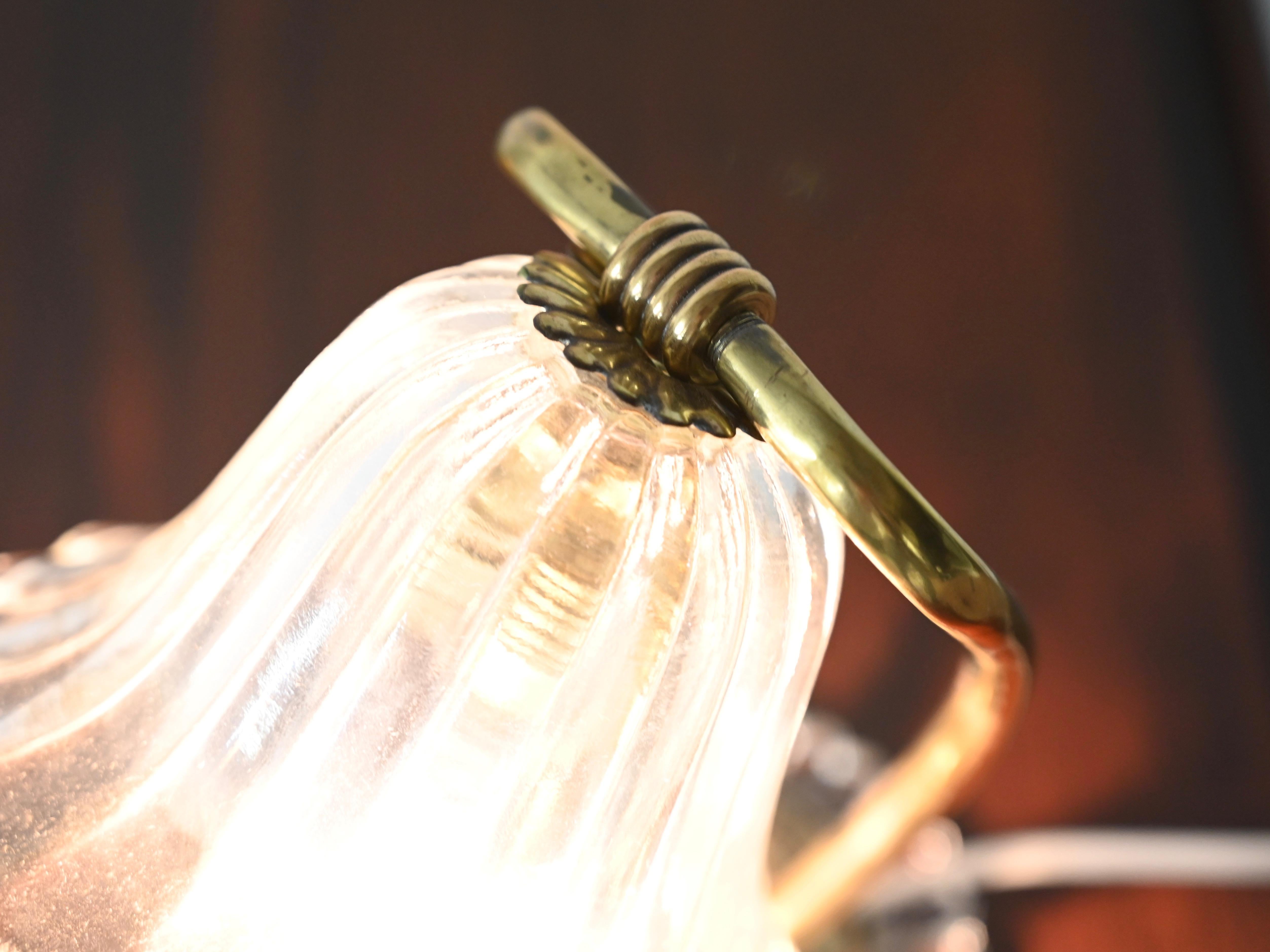 Adjustable Bell Table Lamp in Murano Glass and Brass by Barovier, Italy 1940s For Sale 3