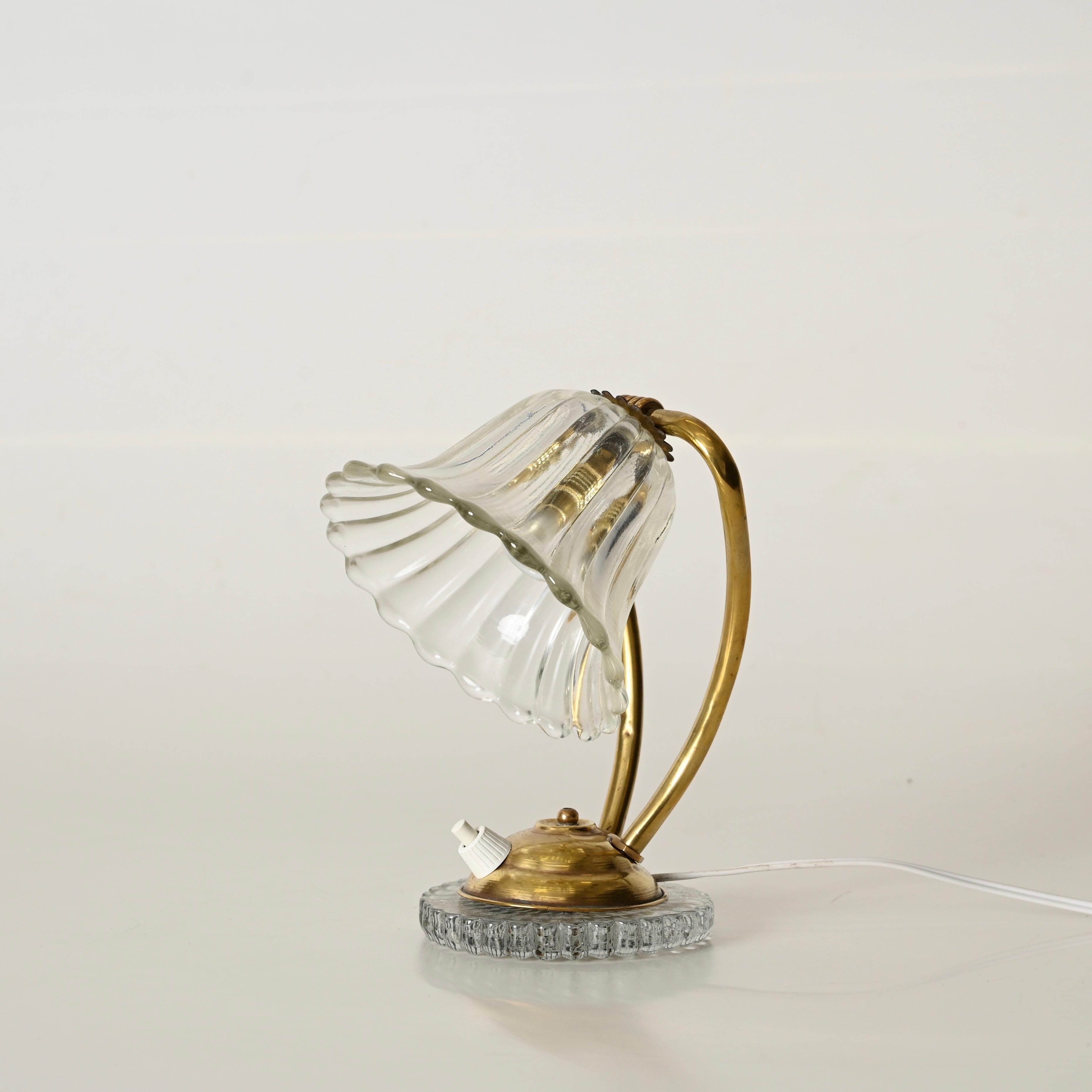 Adjustable Bell Table Lamp in Murano Glass and Brass by Barovier, Italy 1940s For Sale 4