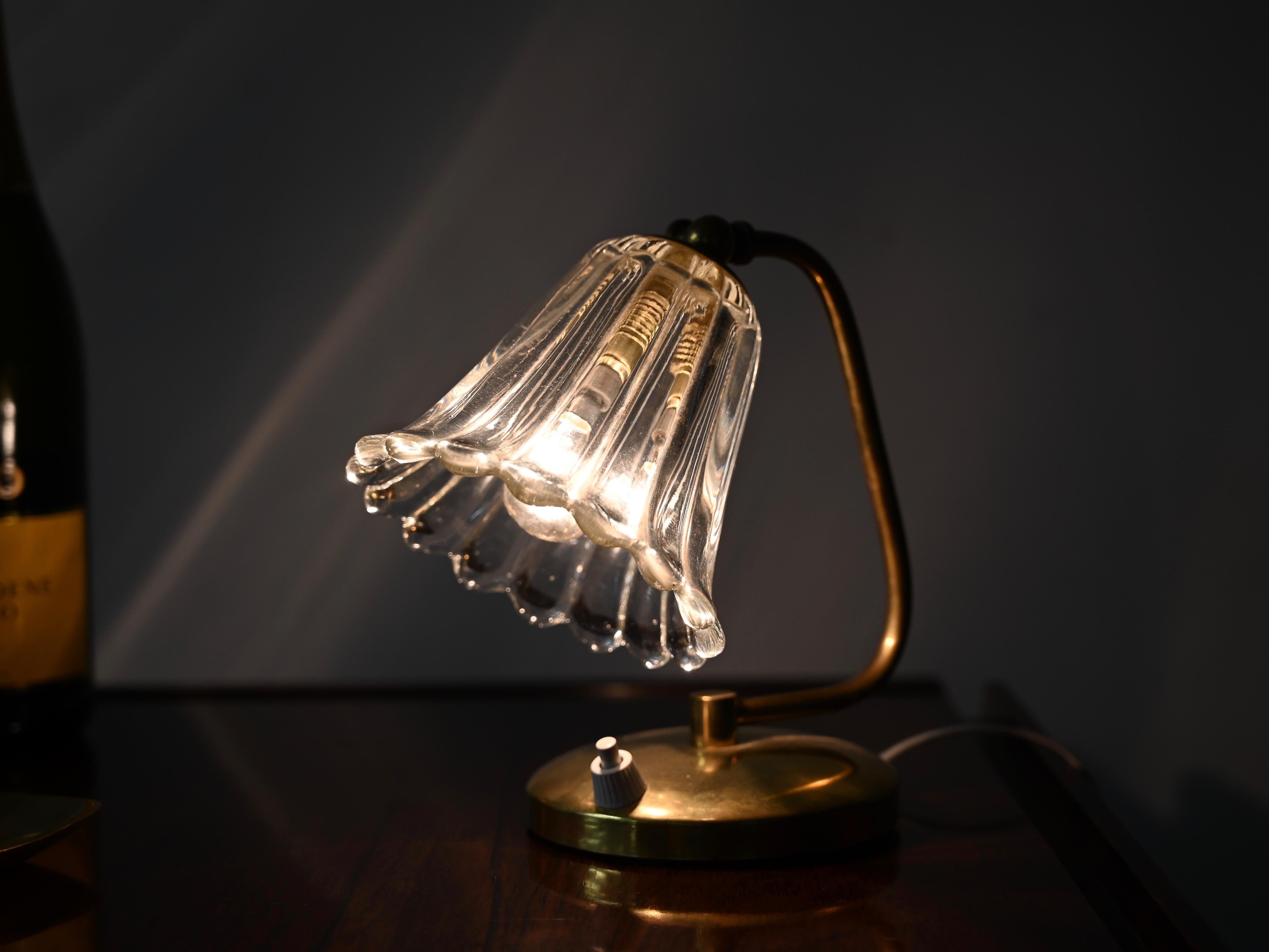Lampe de table réglable en verre de Murano et laiton par Barovier, Italie, années 1940 en vente 5