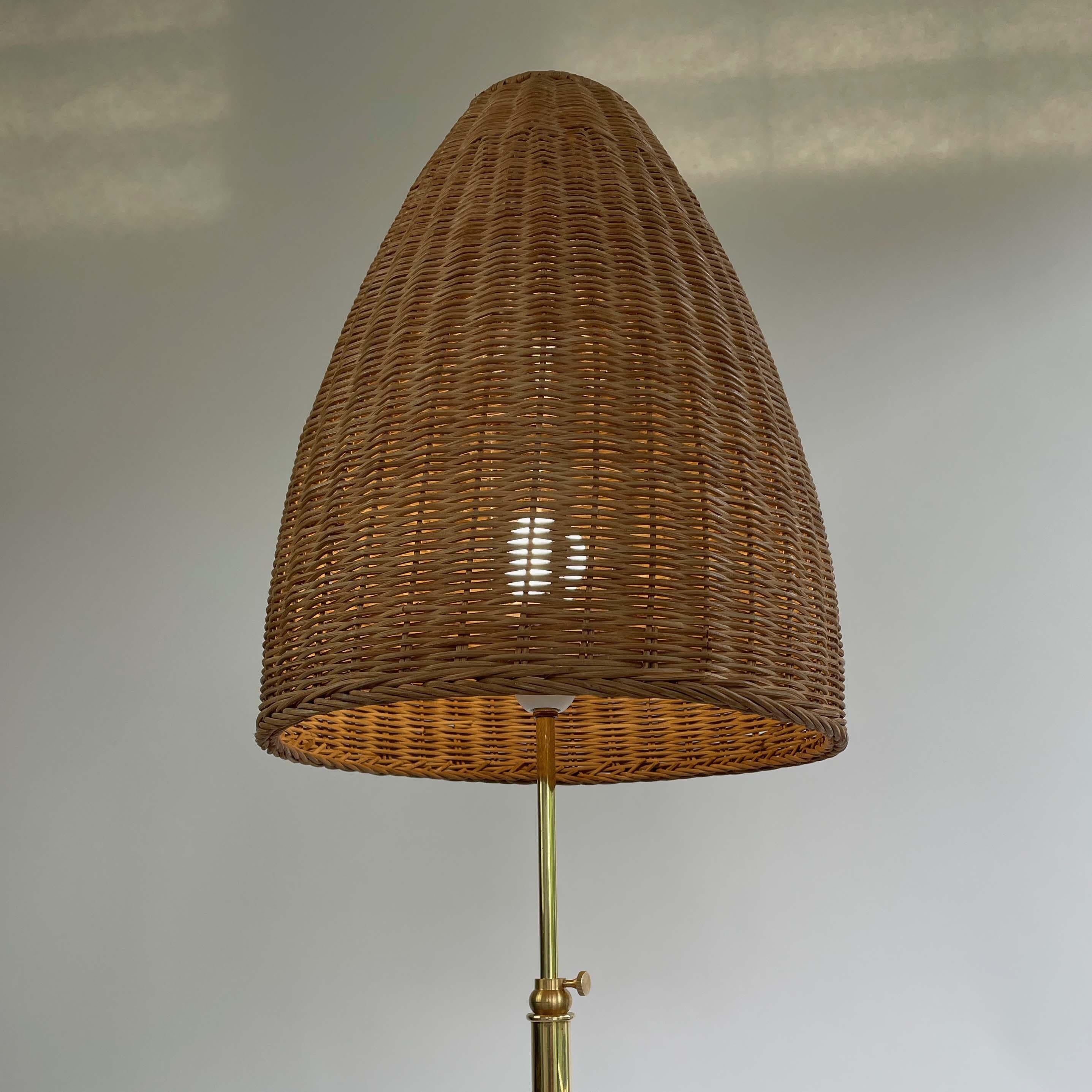 Mid-20th Century Adjustable 'Bienenkorb' Wicker Brass Floor Lamp, Jt Kalmar Style, Austria 1950s For Sale