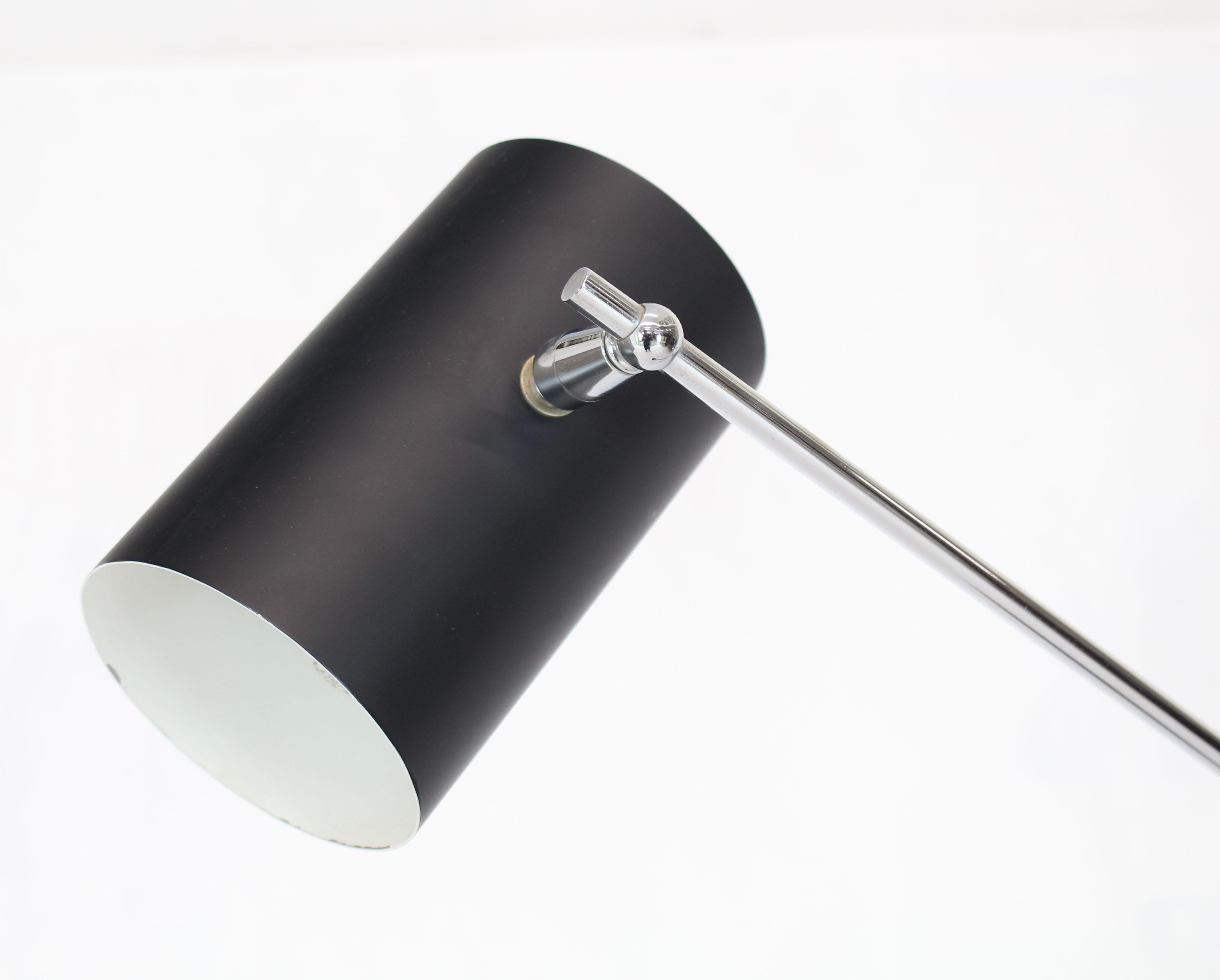 20th Century Adjustable Black and Chrome Triennale Floor Lamp by Sonneman Arredoluce Style For Sale