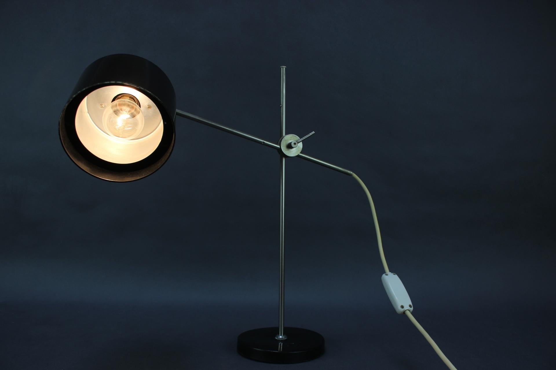 Adjustable Black Bakelite Industrial Table Lamp / Czechoslovakia, 1970s For Sale 1