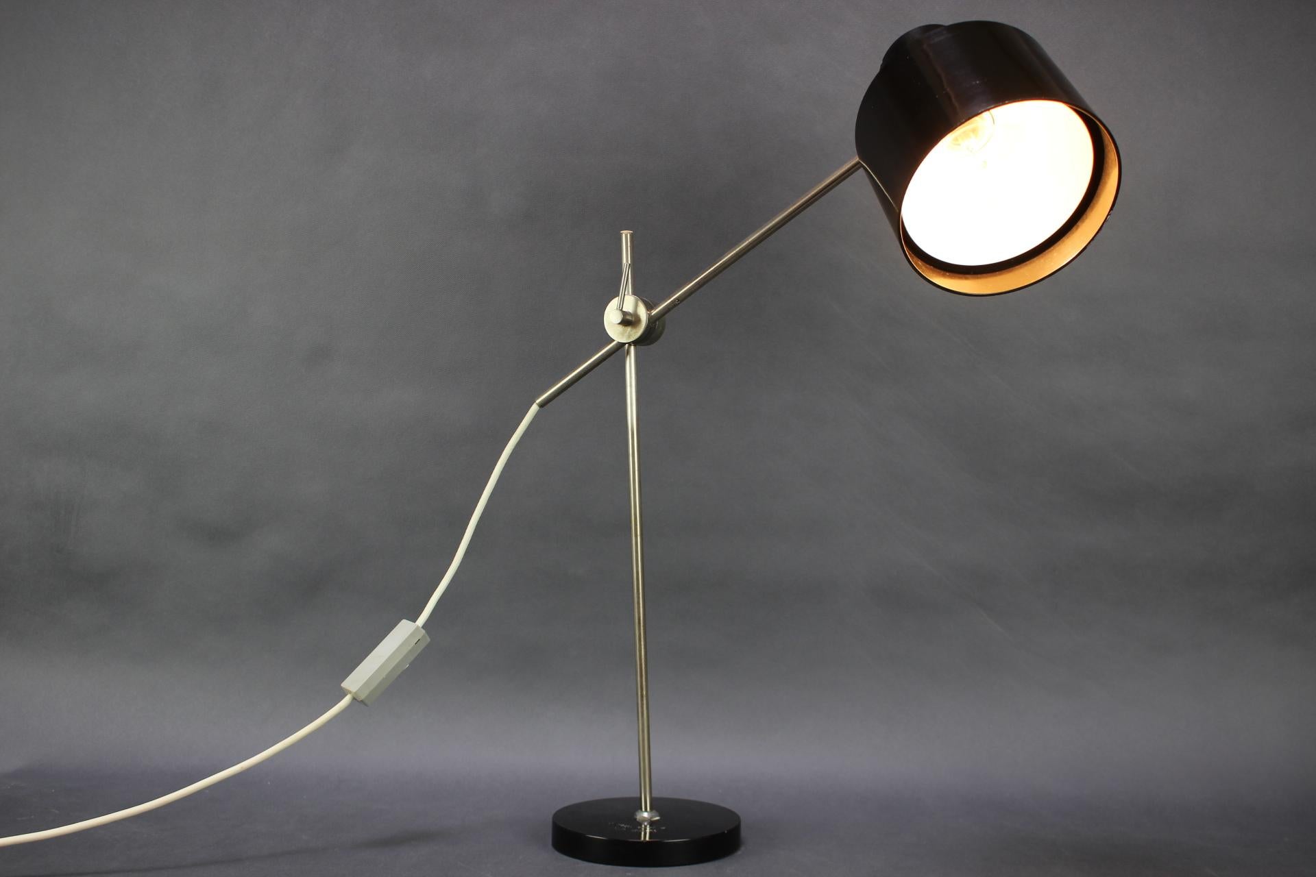Adjustable Black Bakelite Industrial Table Lamp / Czechoslovakia, 1970s For Sale 2